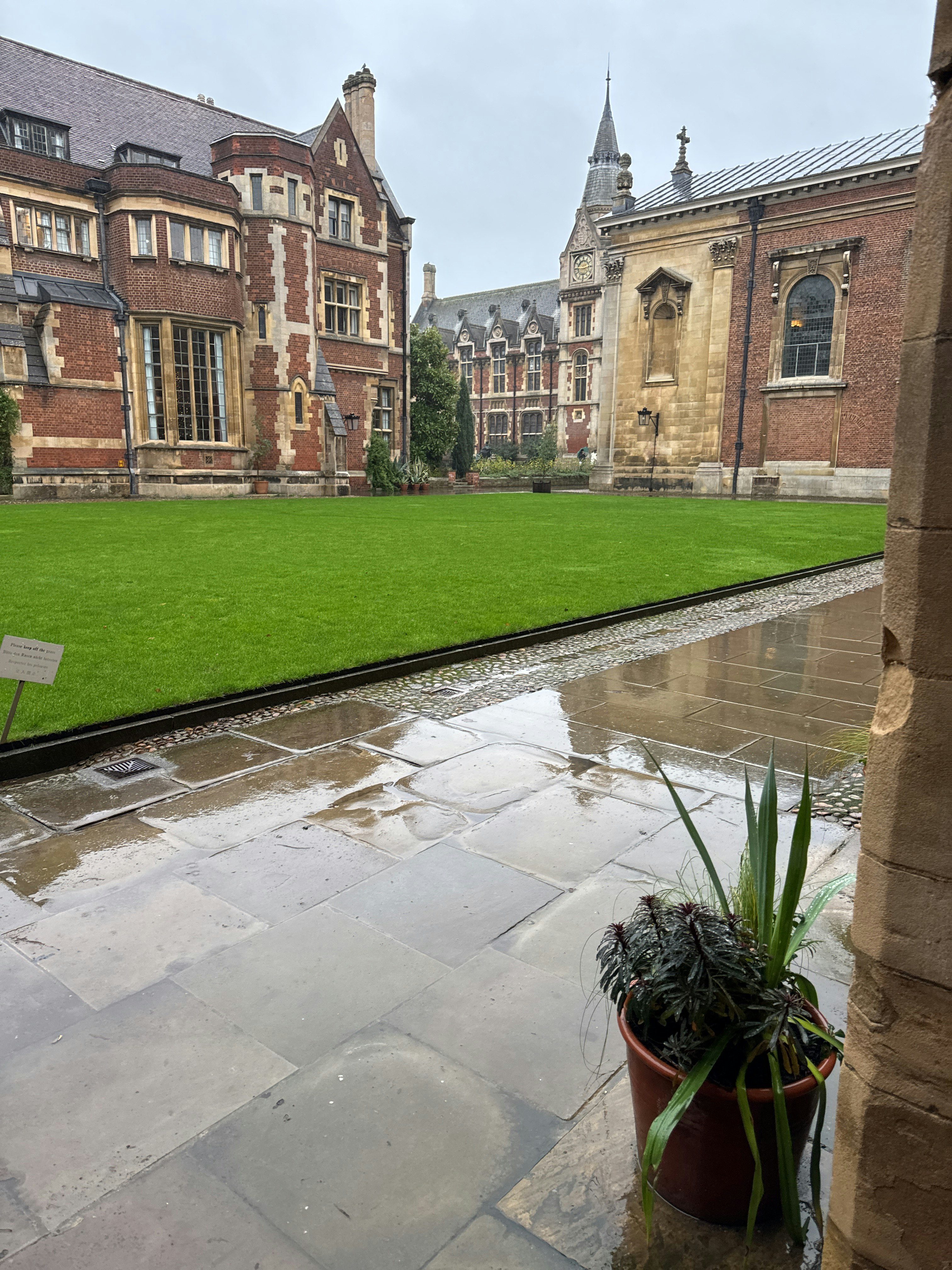 Player photo from Cambridge: In the Footsteps of Famous Alumni Walking Tour & Escape Game walking tour in Cambridge, UK