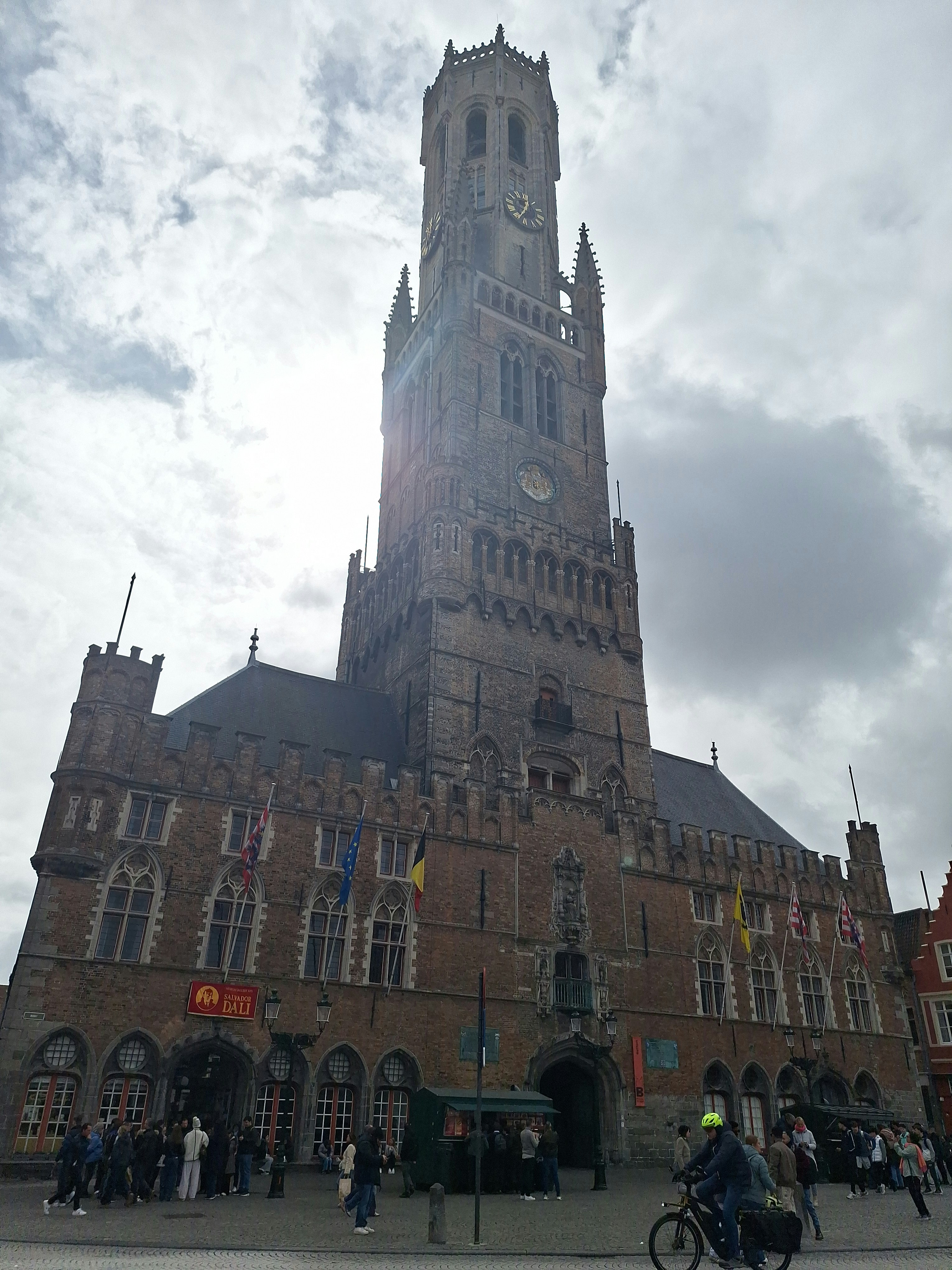 Player photo from Romantic Bruges: Love Between the Canals