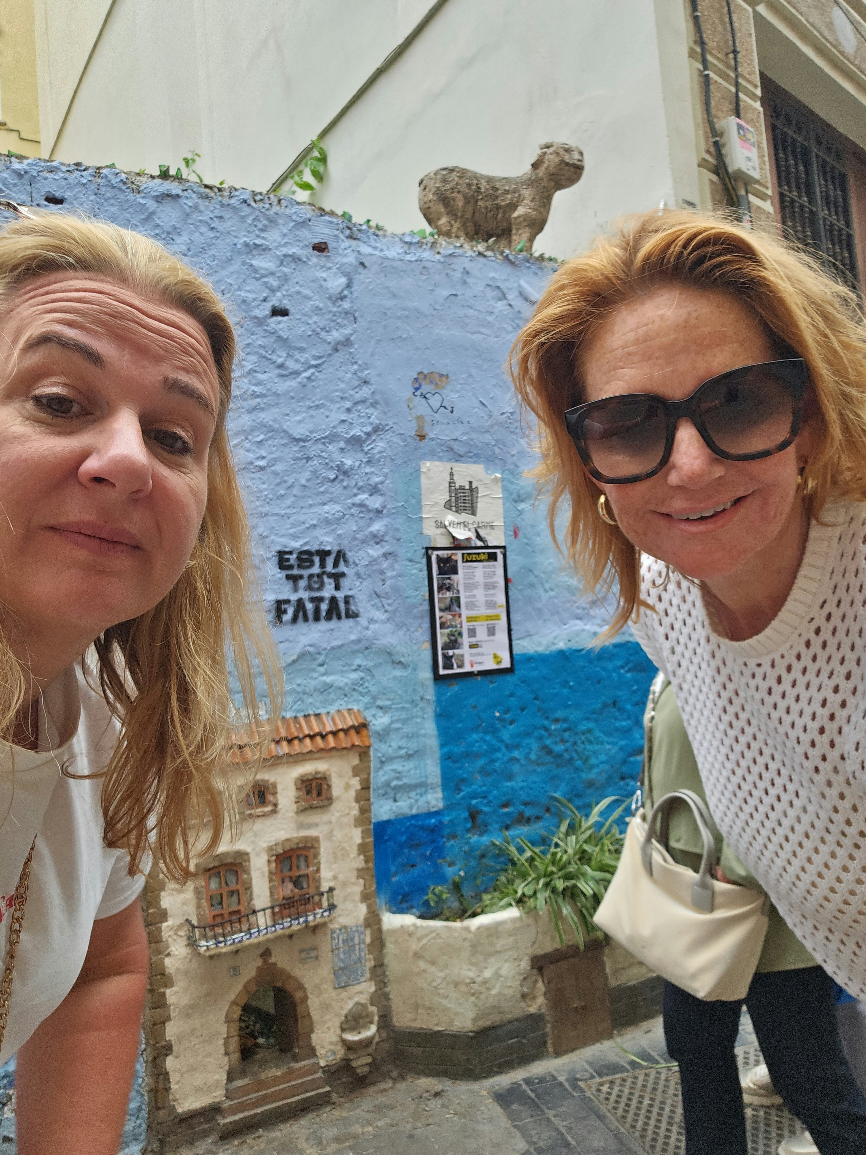 Player photo from Highlights of Valencia: Time Travel Hero walking tour in Valencia