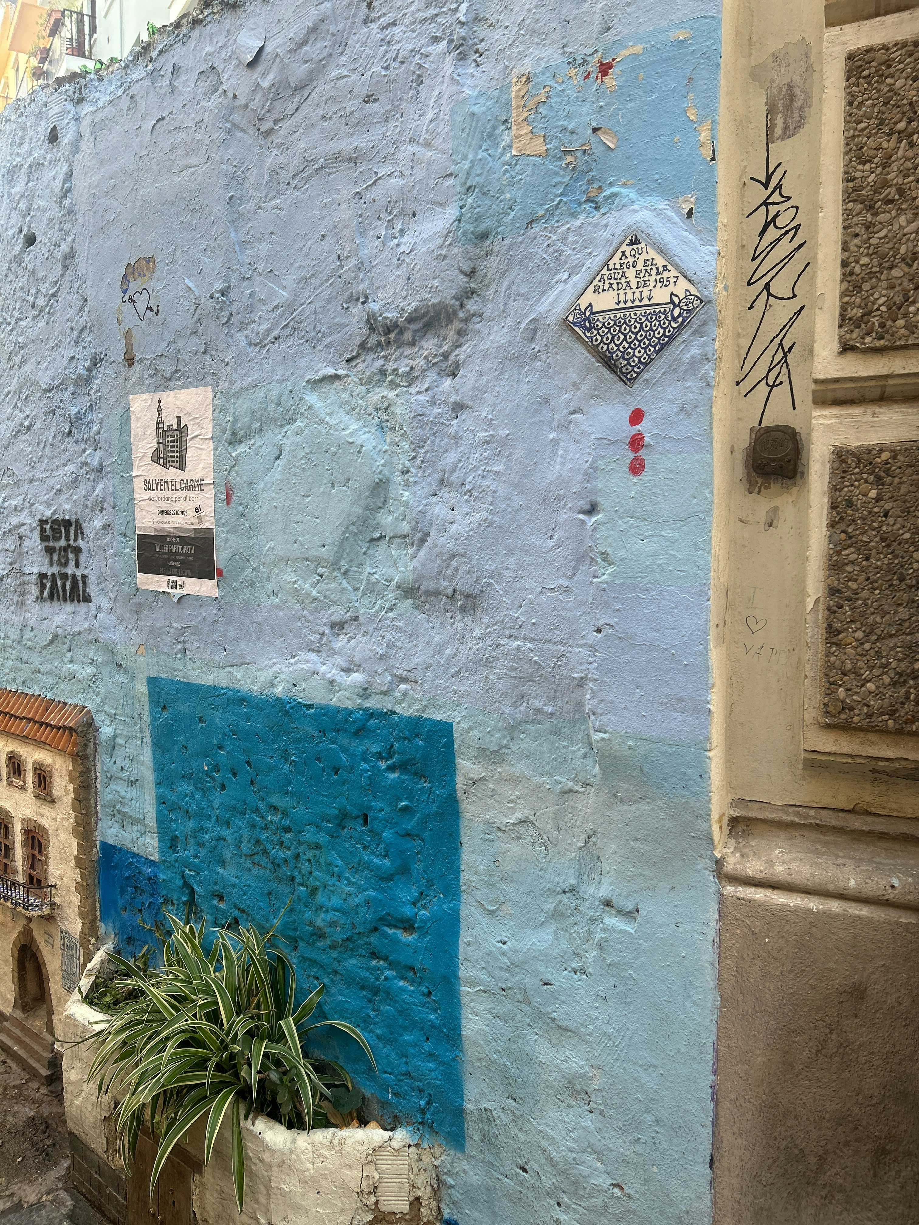 Player photo from Highlights of Valencia: Time Travel Hero walking tour in Valencia