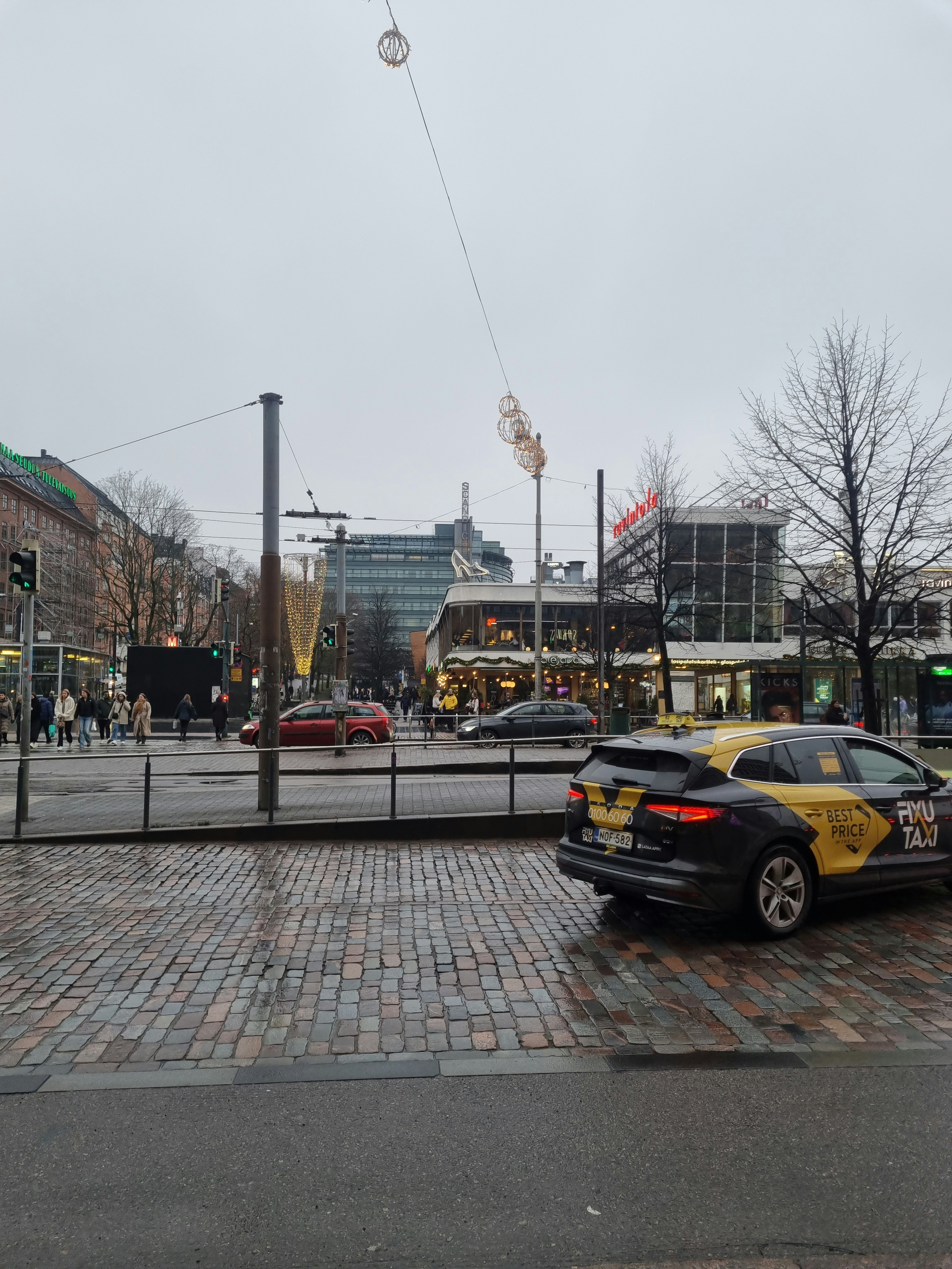 Player photo from Helsinki Highlights: Gold Heist walking tour in Helsinki