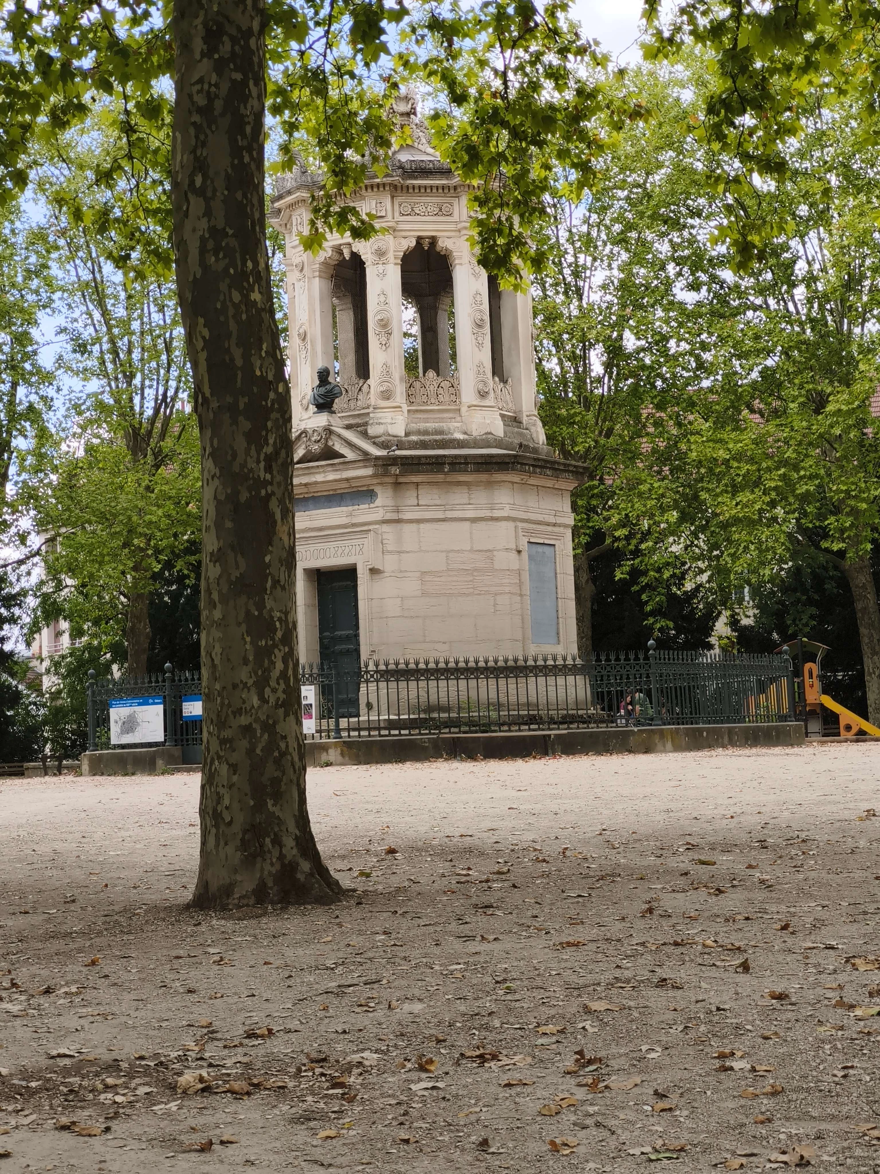 Player photo from Historical Dijon: A Delivery Through Time walking tour in Dijon