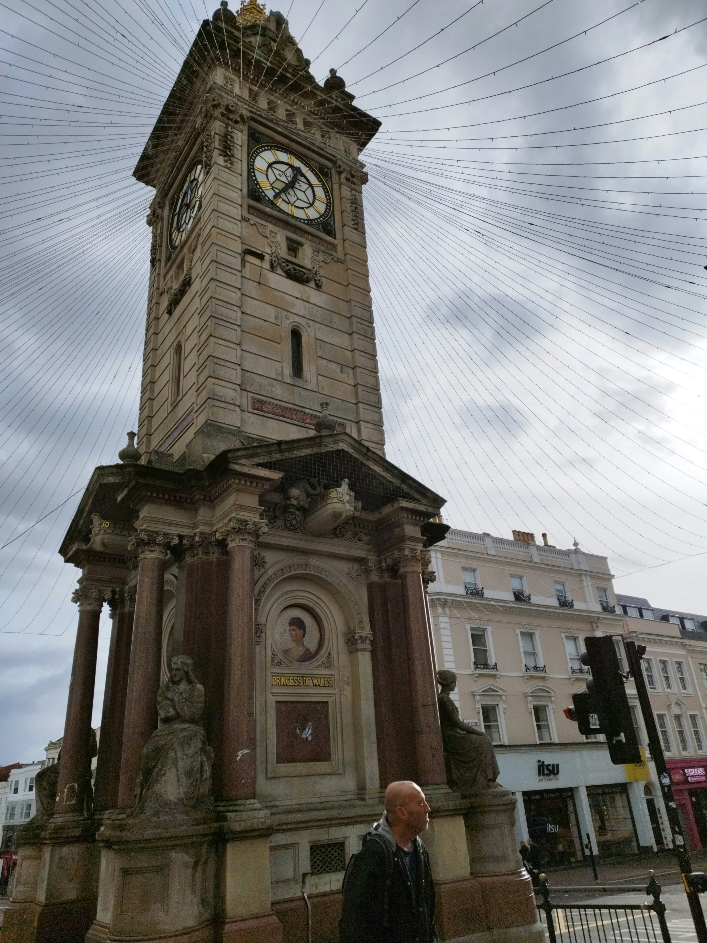 Player photo from Mythic Monster Quests: The Great Gull Of Brighton  walking tour in Brighton