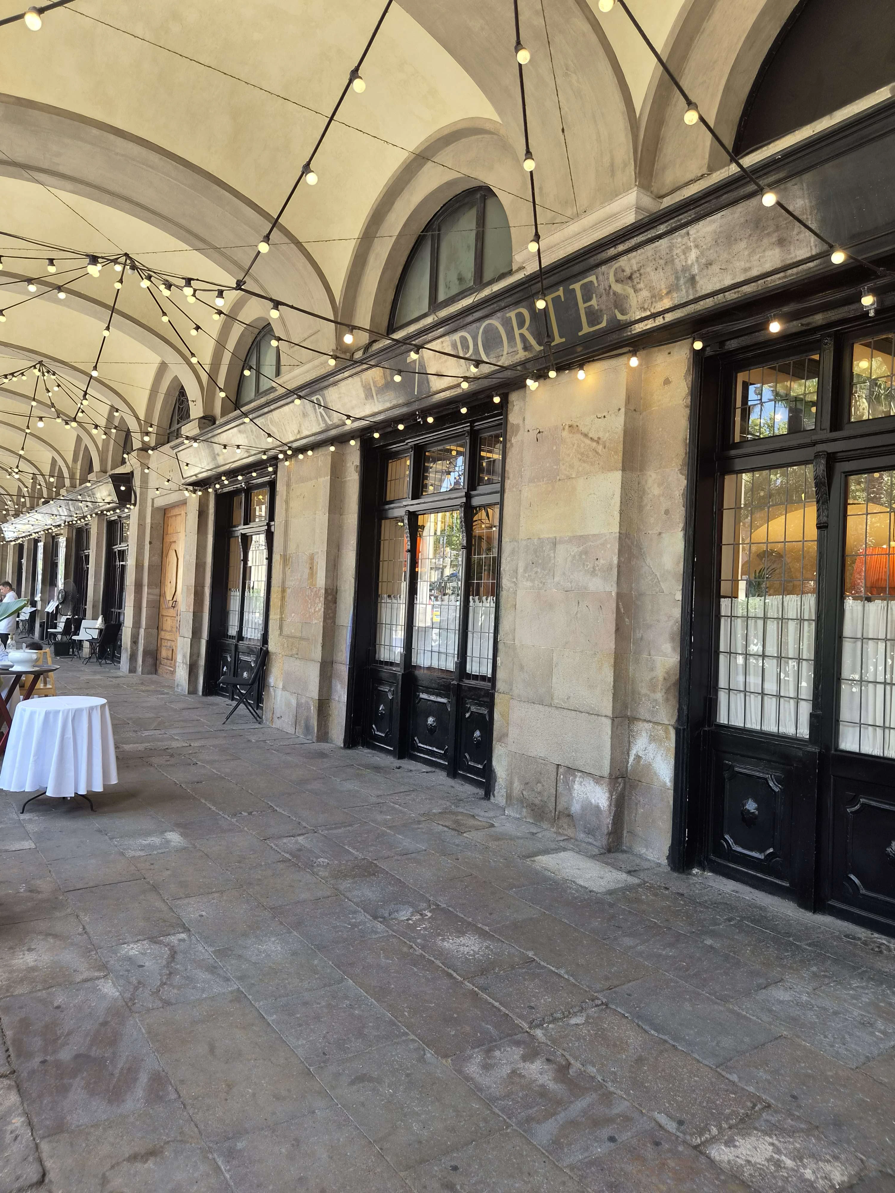 Player photo from Vintage Barcelona: Historical bars & restaurants walking tour in Barcelona