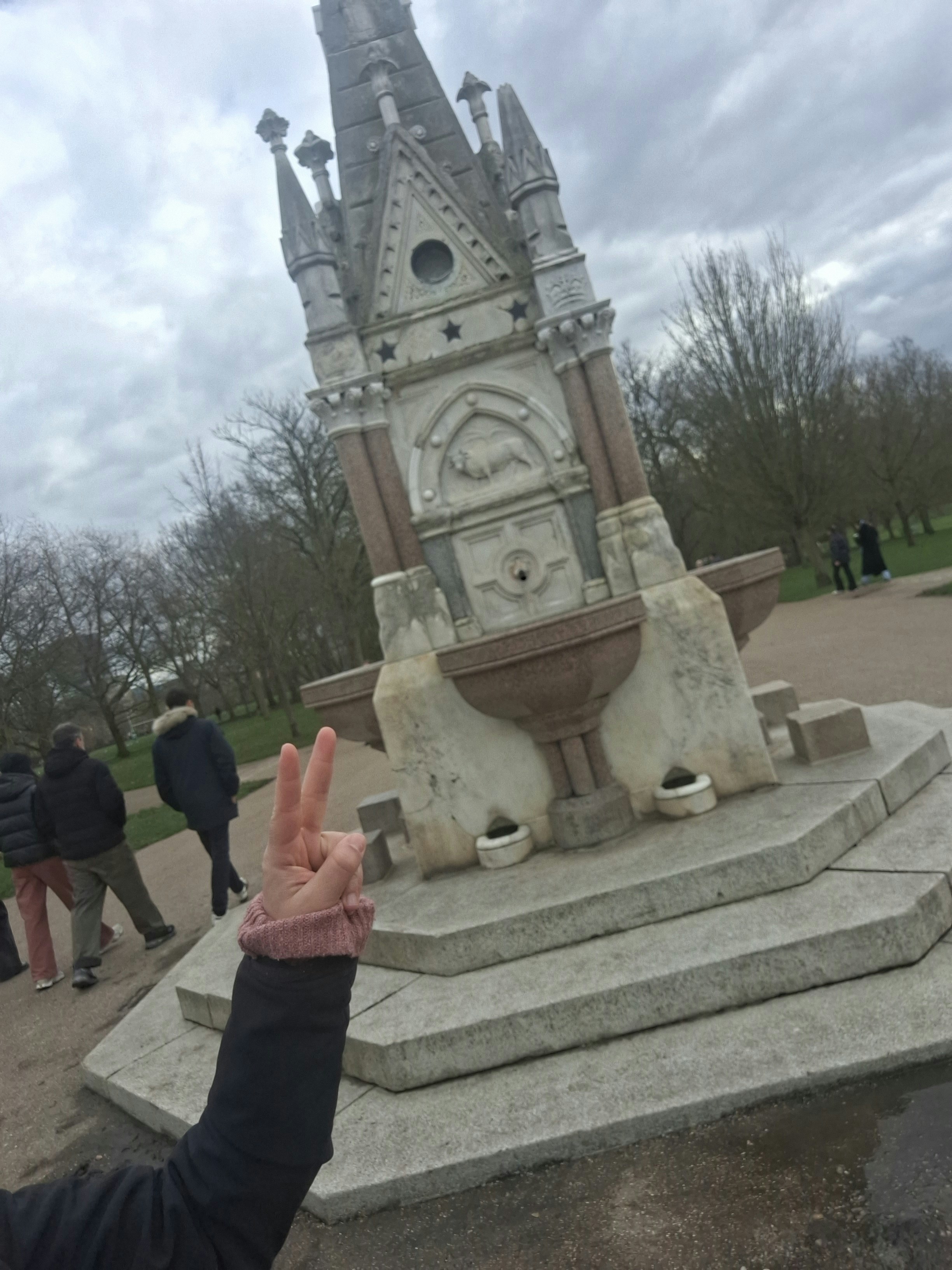 Player photo from Romantic London - Regent's Park and Primrose Hill walking tour in London