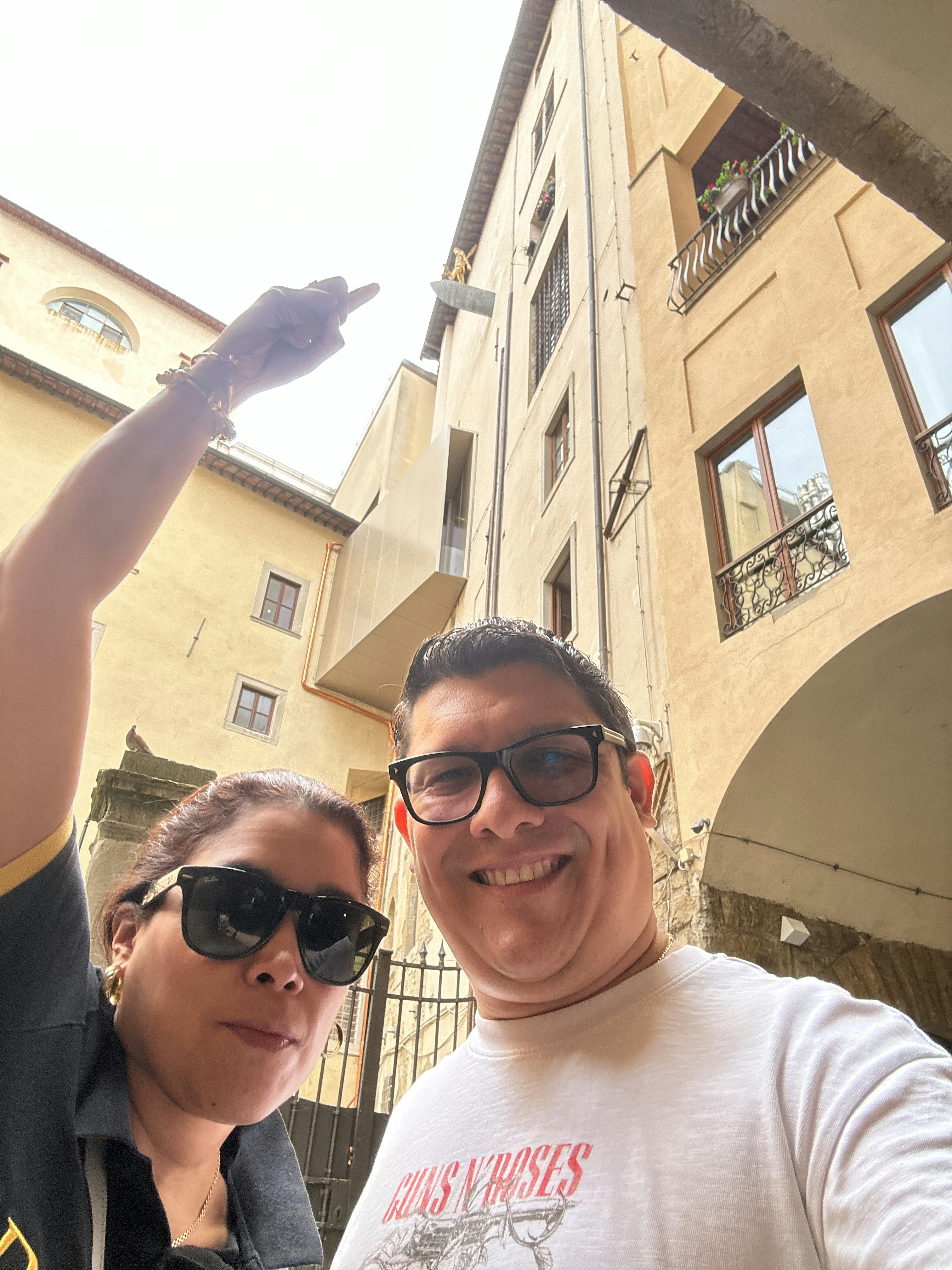 Player photo from Florence Hidden Gems: The Kidnapper is on the loose in Florence. walking tour in Florence