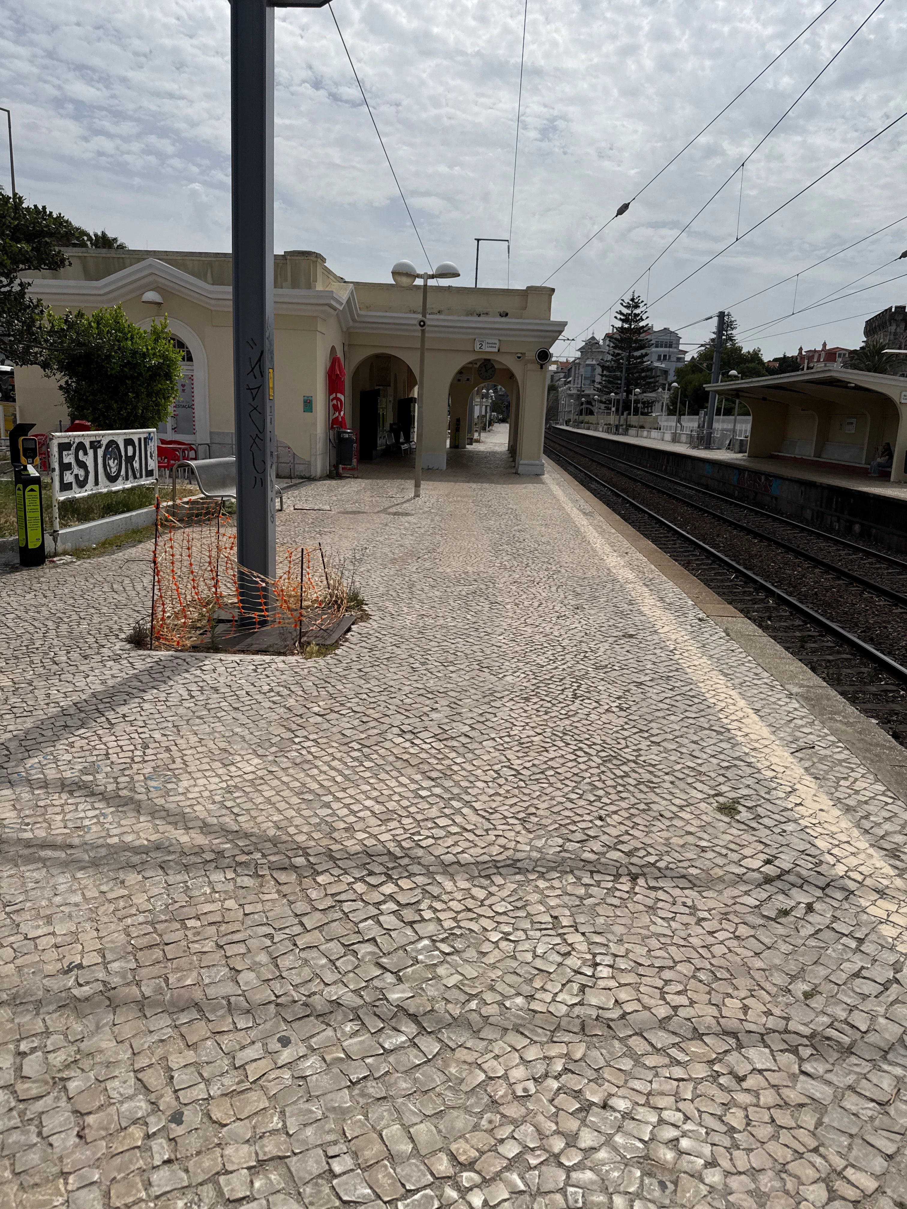Player photo from Estoril Highlights: The Spies' Nest walking tour in Estoril