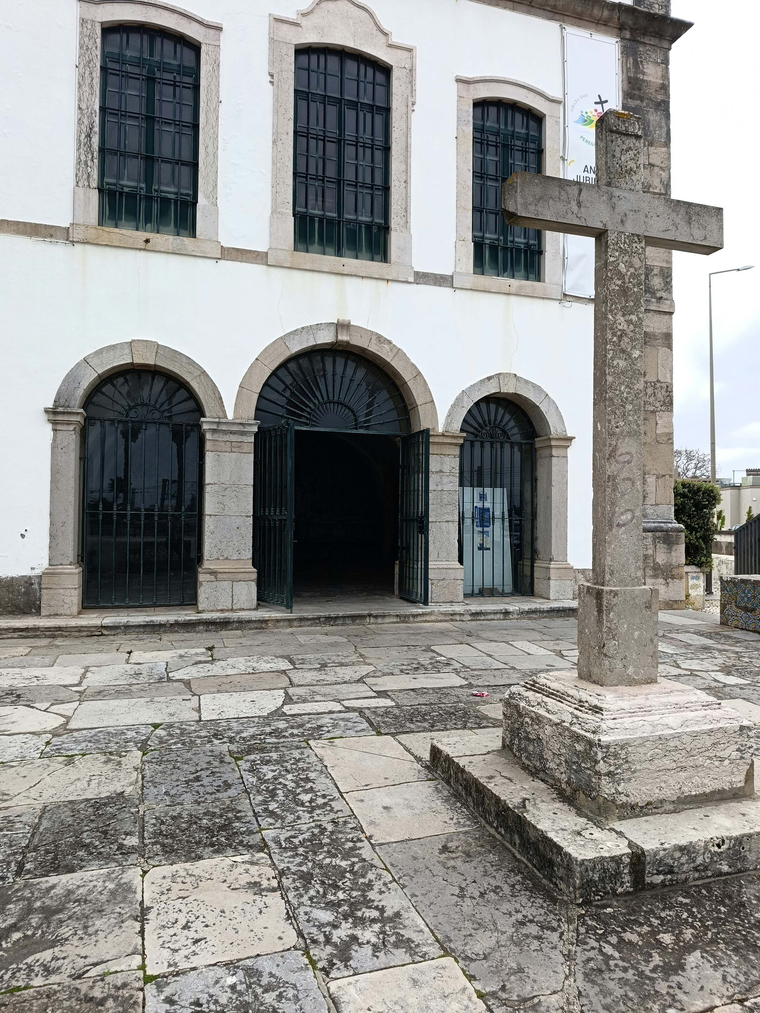 Player photo from Estoril Highlights: The Spies' Nest walking tour in Estoril