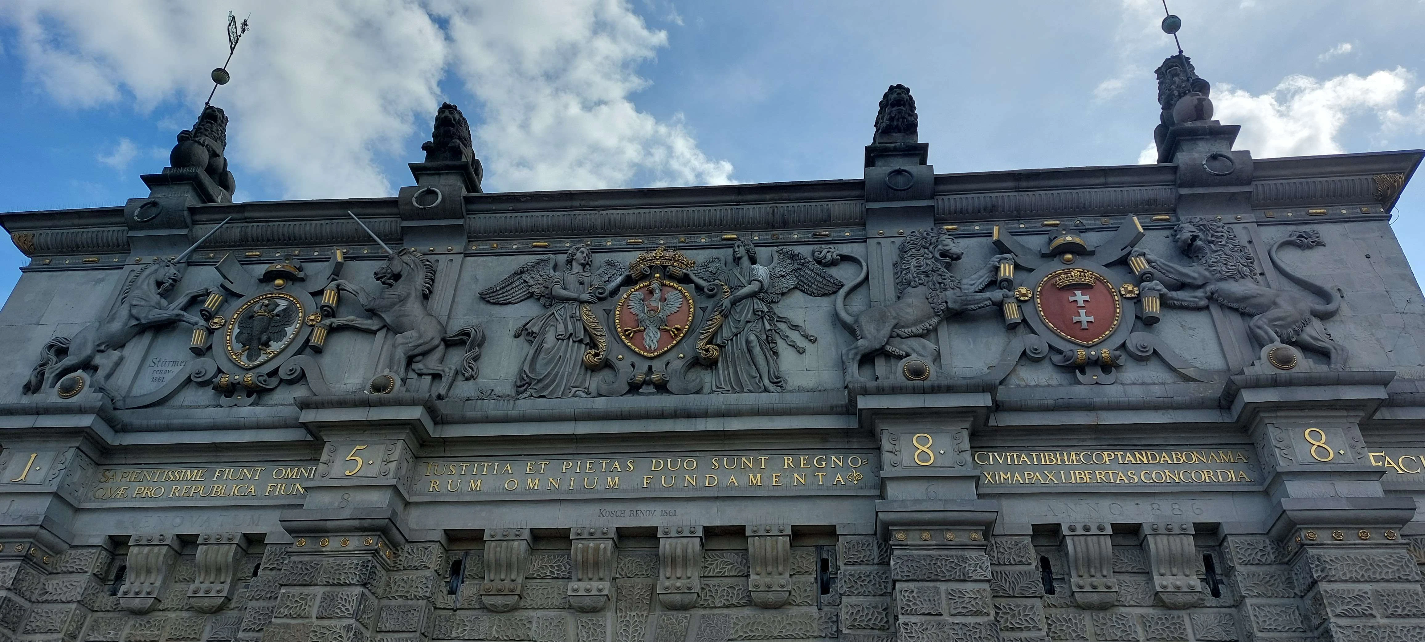 Player photo from Fantastic Gdansk: Lions and Unicorns walking tour in Gdansk