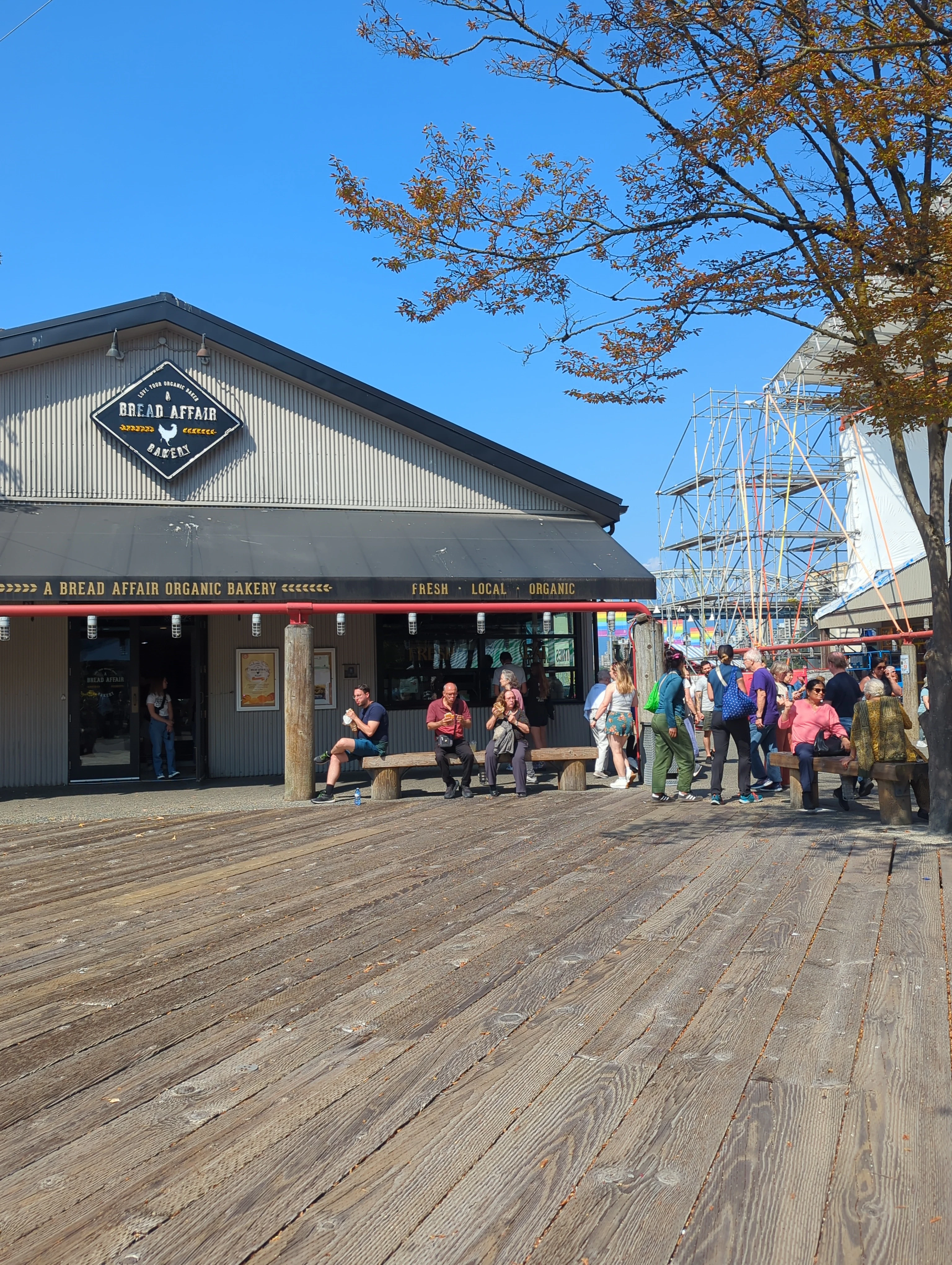 Speler verkent Vancouver, BC met Questo