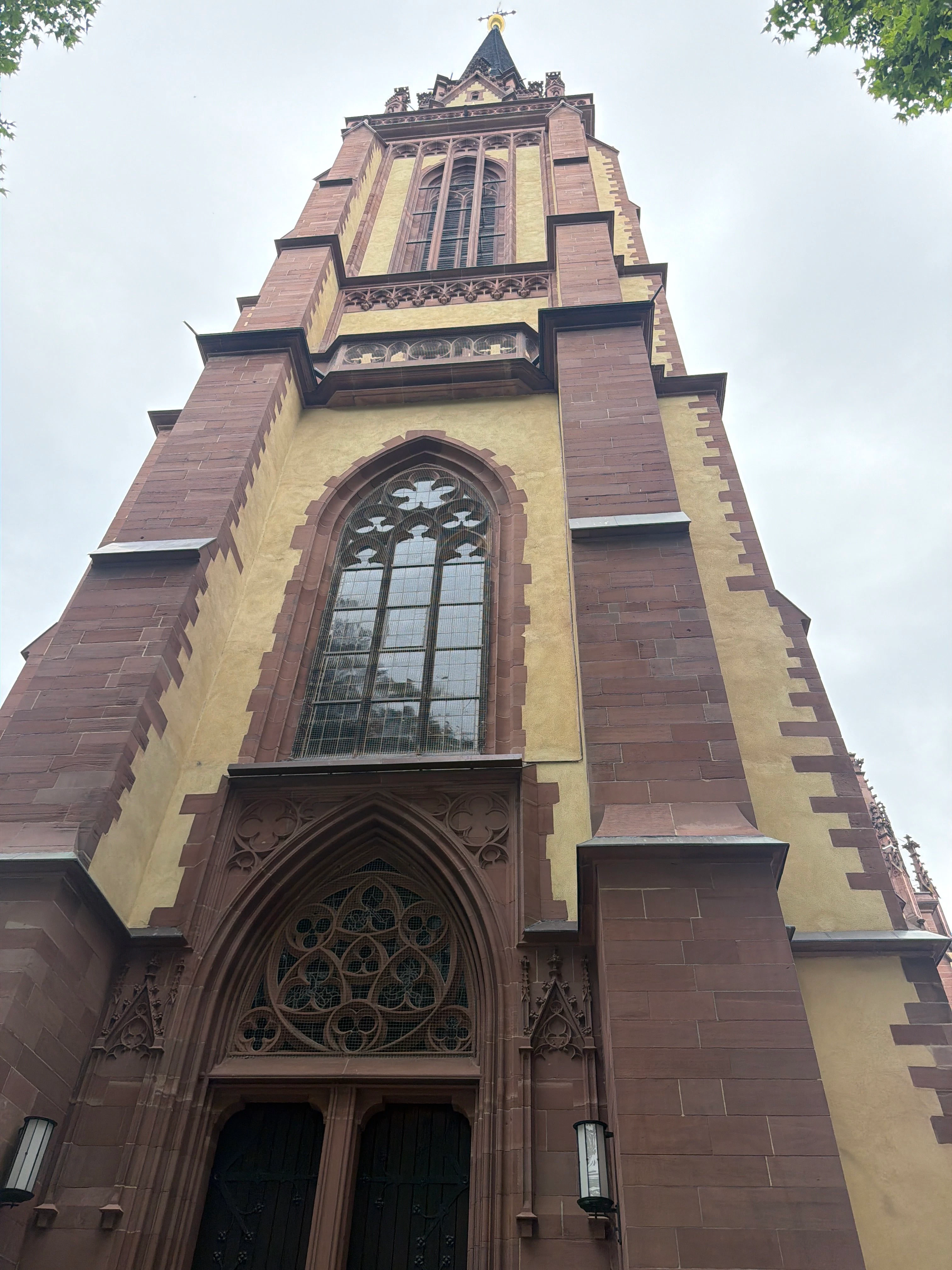 Player photo from Frankfurt: The Lost Waters of Alt-Sachsenhausen walking tour in Frankfurt