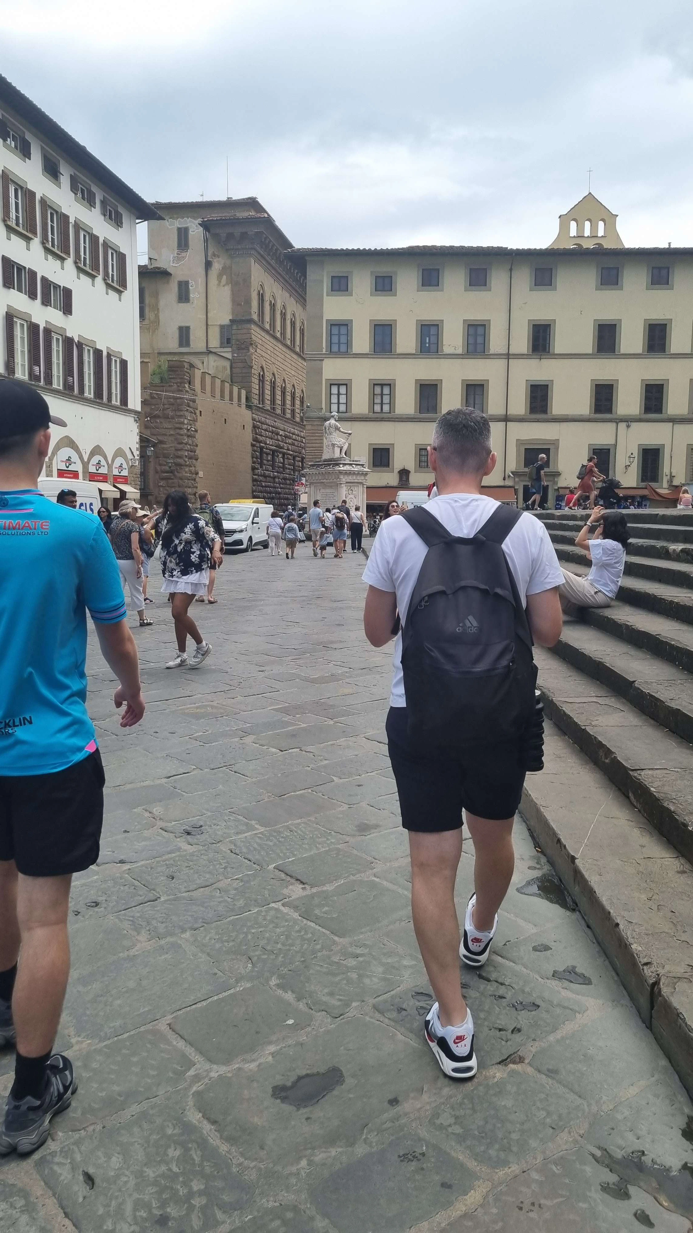 Player photo from The Medici Story. On the trail of a stolen painting around Florence walking tour in Florence