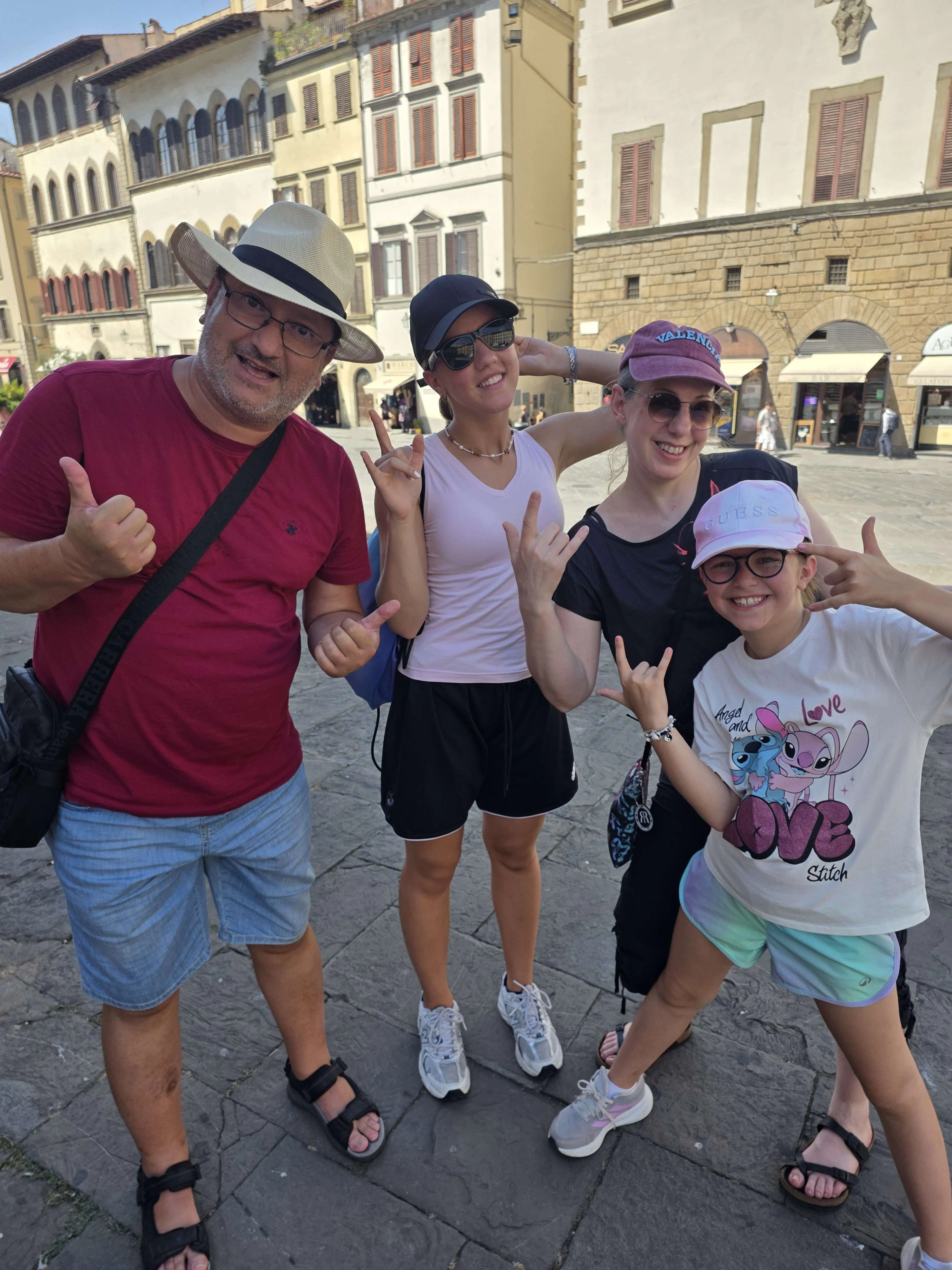 Player photo from The Medici Story. On the trail of a stolen painting around Florence walking tour in Florence