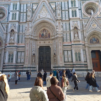 Player photo from The Medici Story. On the trail of a stolen painting around Florence walking tour in Florence