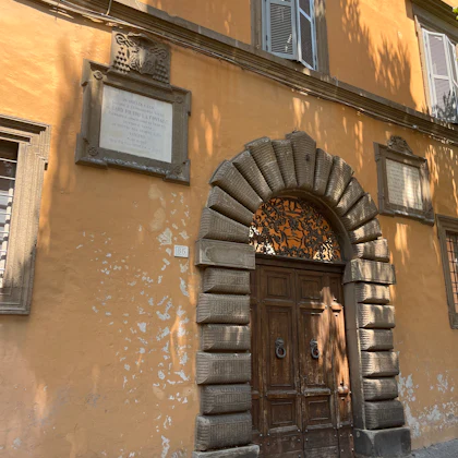 Player photo from Highlights of Medieval Viterbo: The City of Popes walking tour in Viterbo