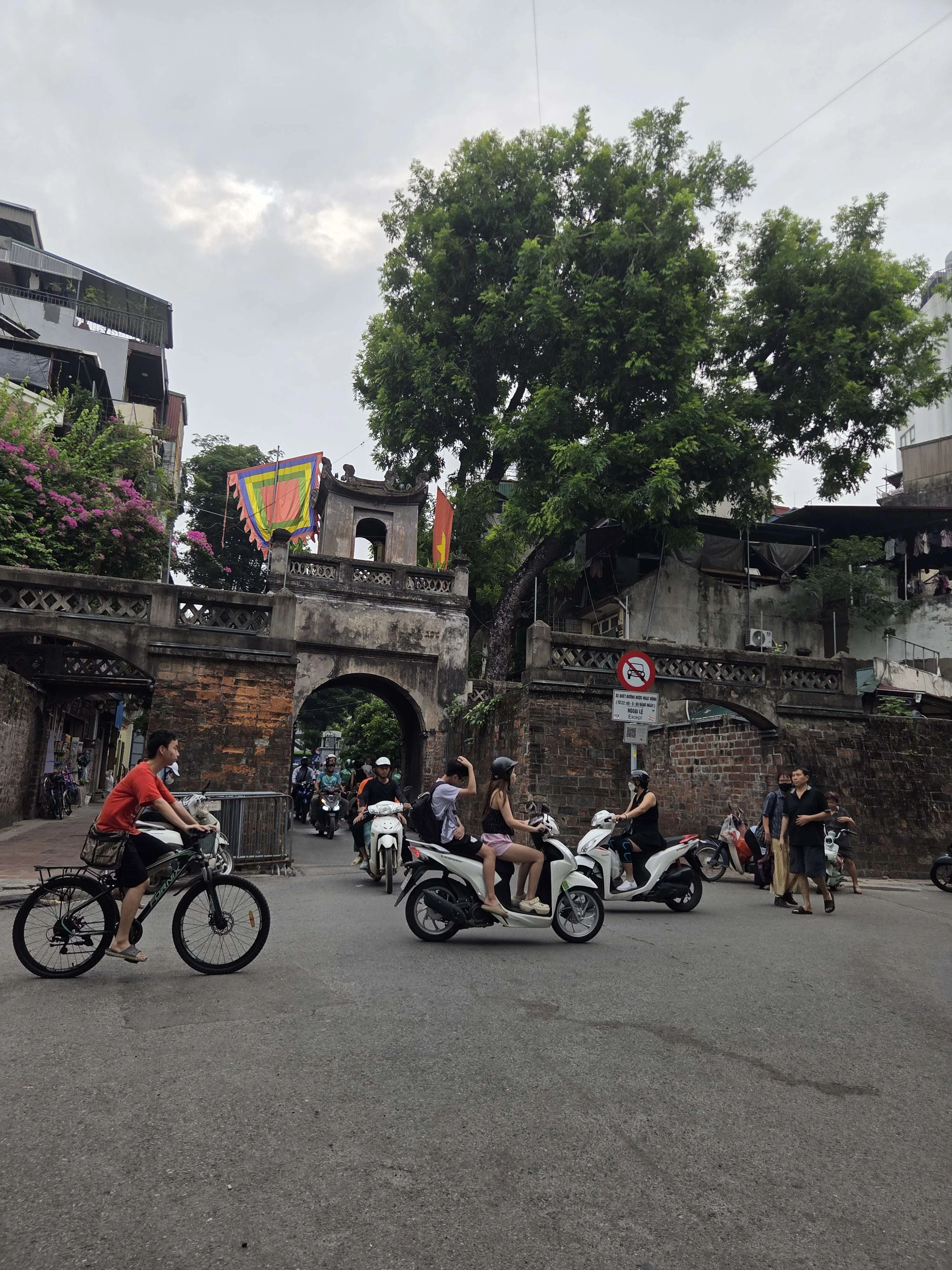 Player photo from Secrets of Hà Nội's Old Quarter: In Search of the Missing Scroll walking tour in Hanoi
