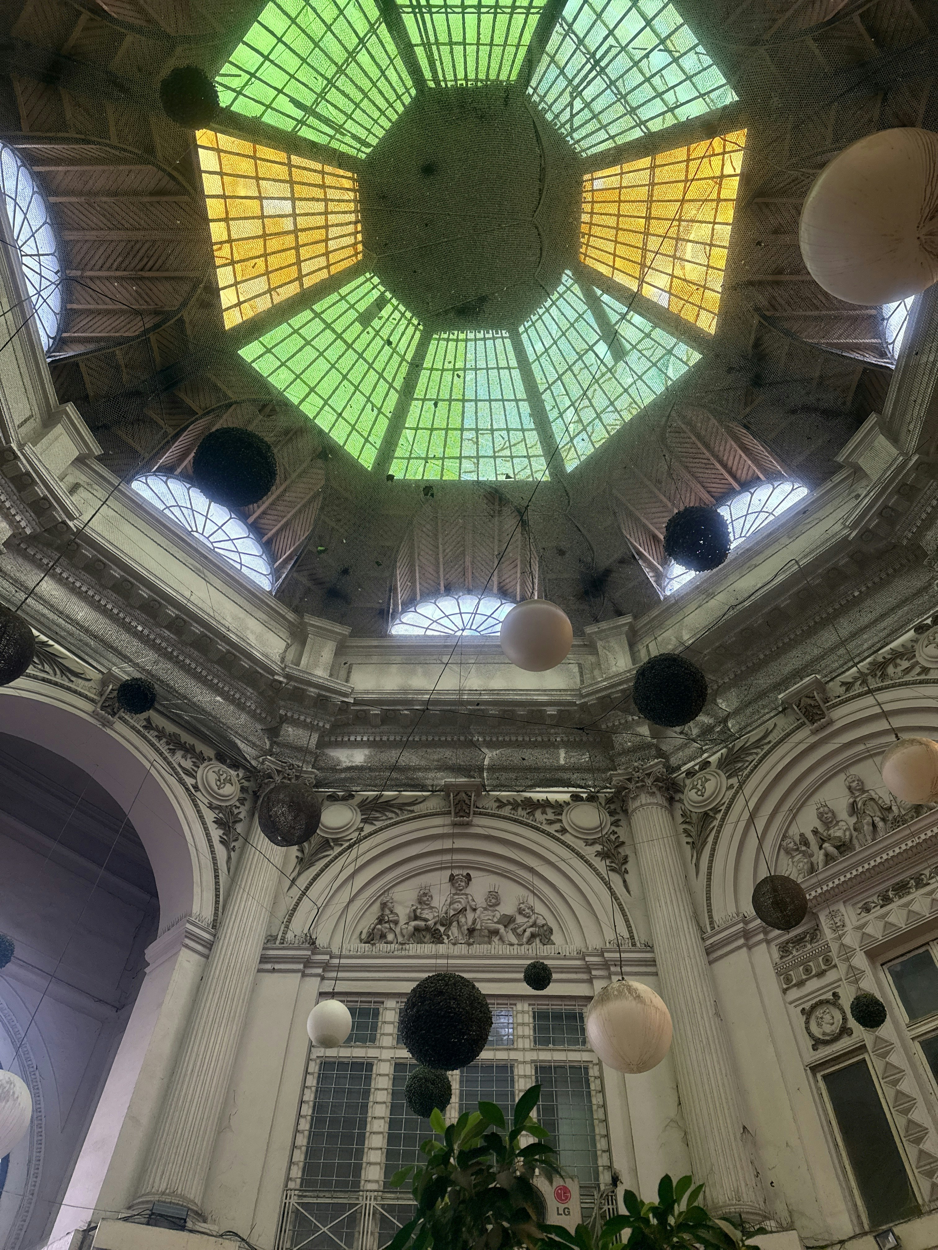 Player photo from Bucharest: Un bal regal, o șansă la tron!  walking tour in Bucharest