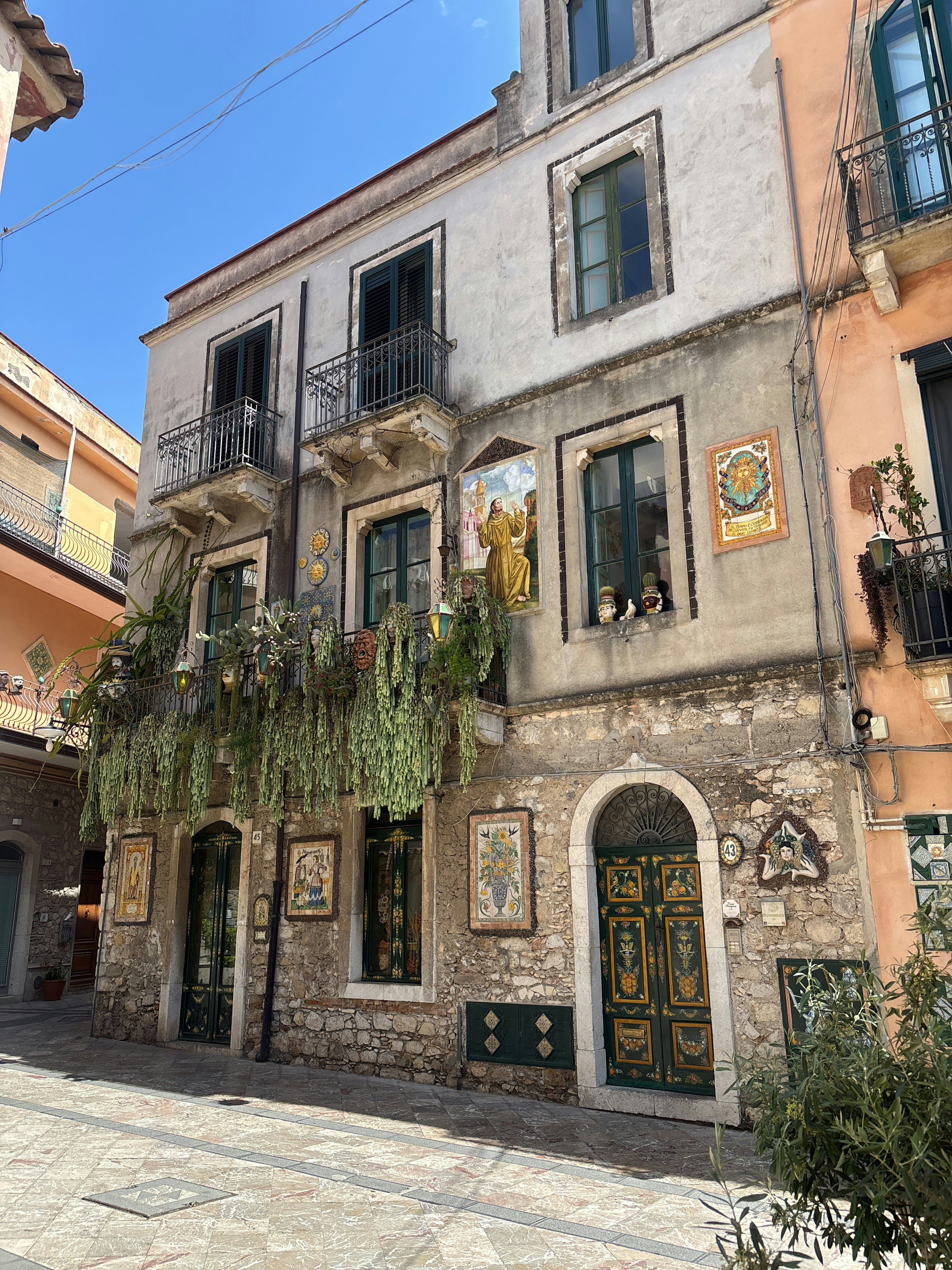 Player photo from Charming Taormina: Seeking The Vial Of Life walking tour in Taormina