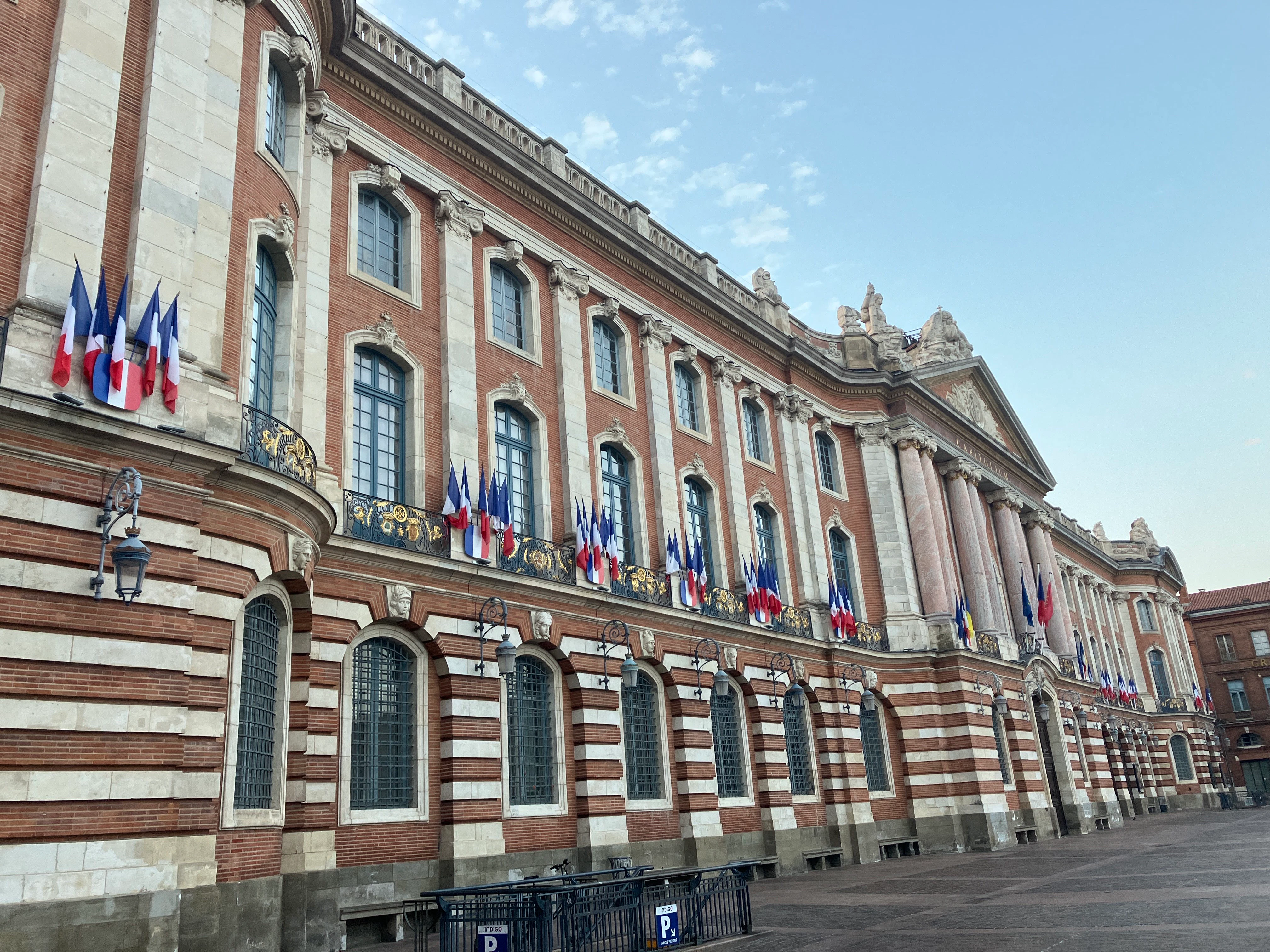 Player photo from Romantic Toulouse: Parted by War walking tour in Toulouse