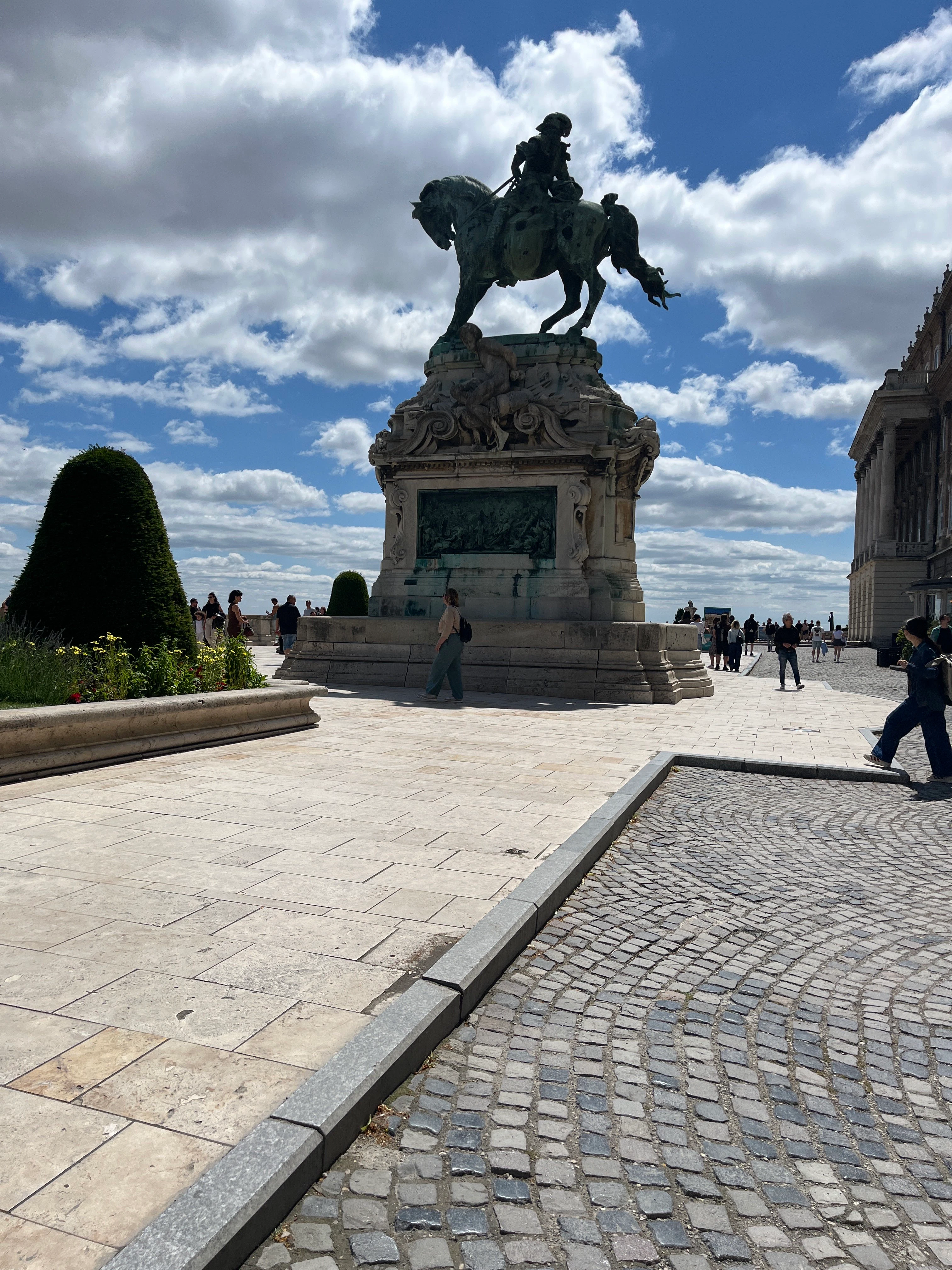 Player photo from Secrets of Buda Castle – Will You Uncover the Lost Legacy? walking tour in Budapest