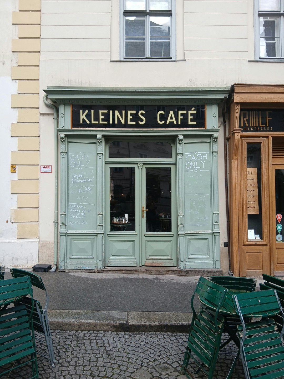 Player photo from Vienna, Oida! – A Local’s Guide to Hidden Sights, Bars & Legends walking tour in Vienna