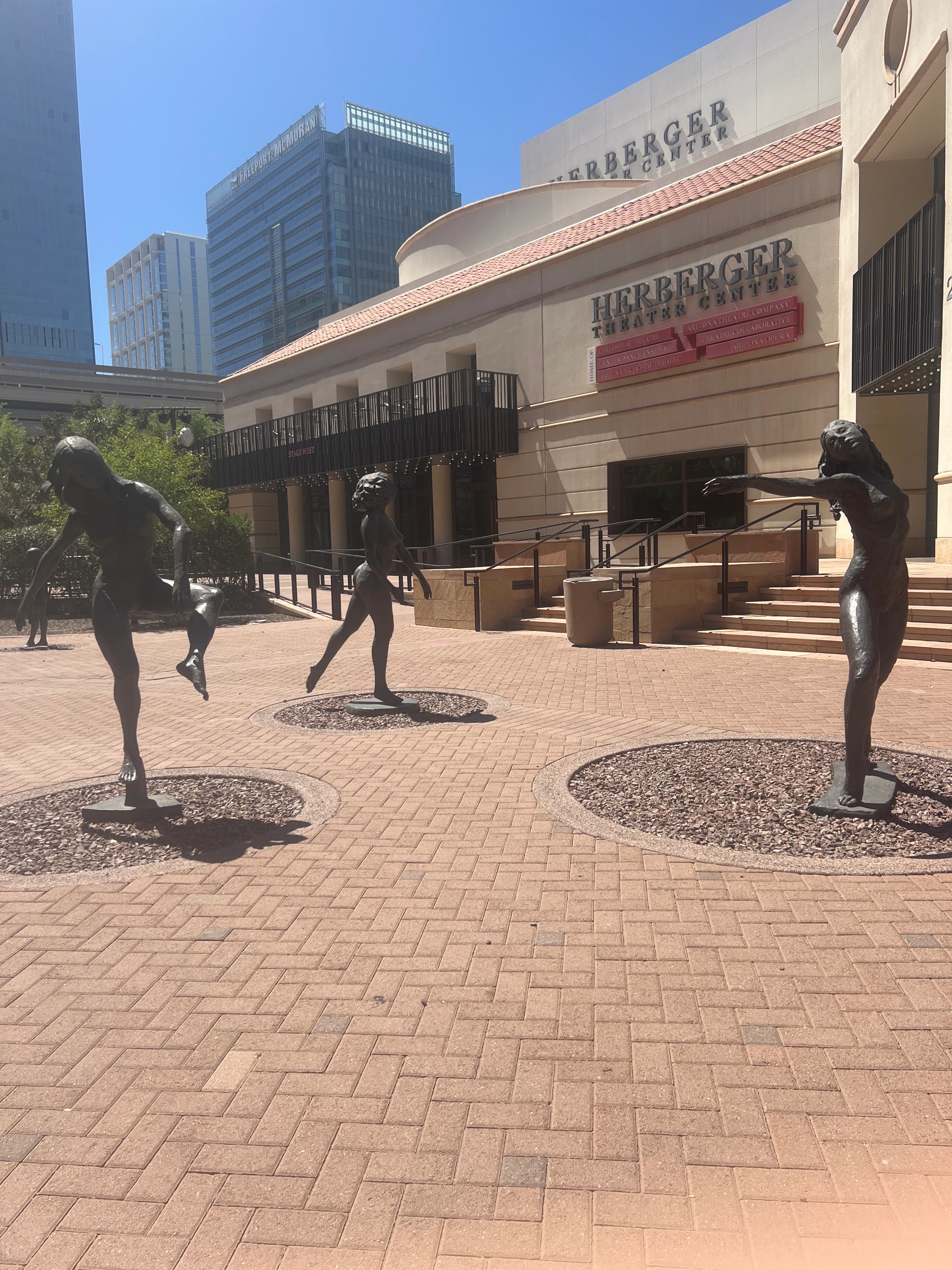 Spelersfoto van Murder Mystery: Death in the Shadows in Phoenix