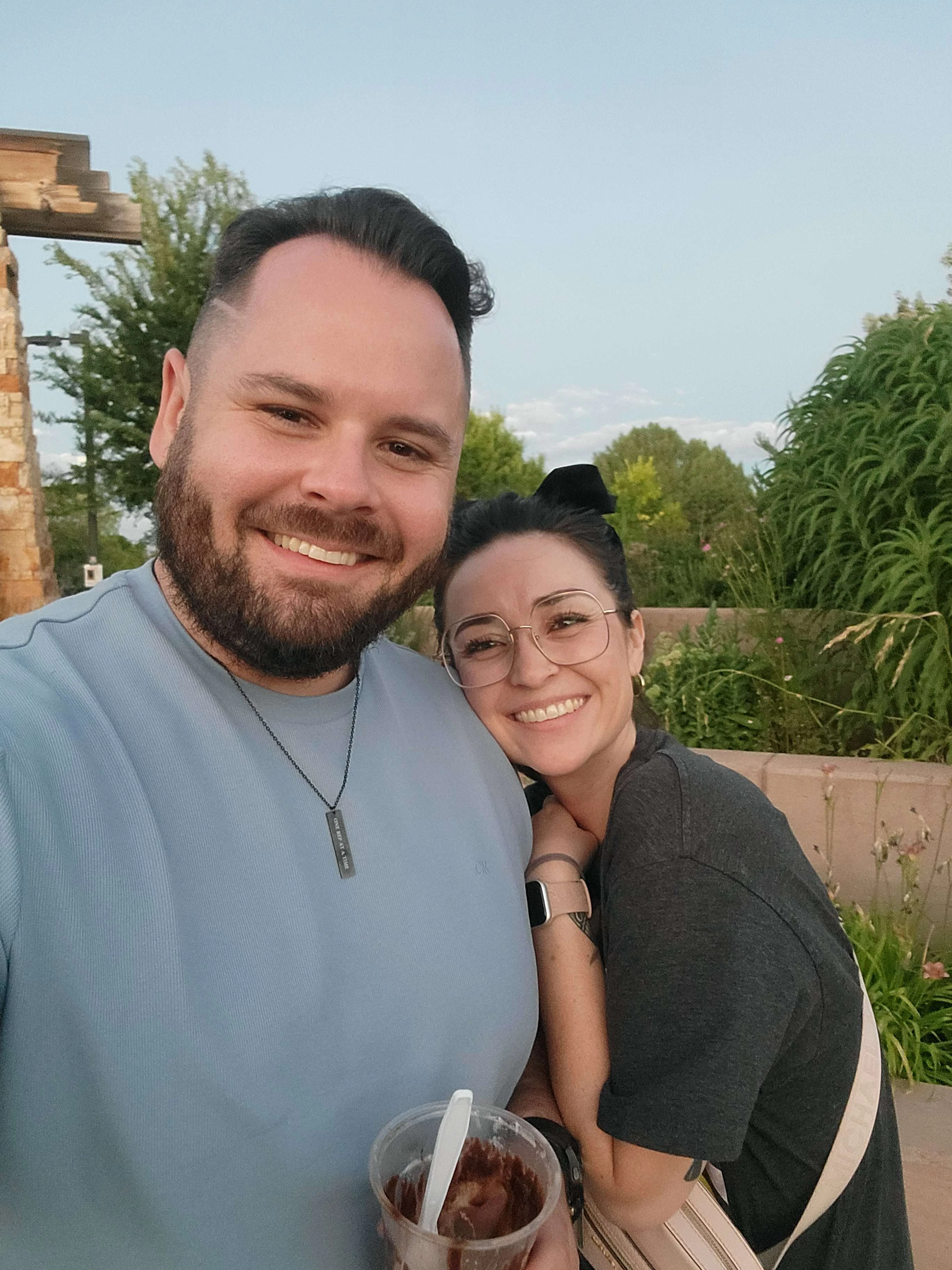 Spelersfoto van Murder Mystery: Death in the Shadows in Albuquerque