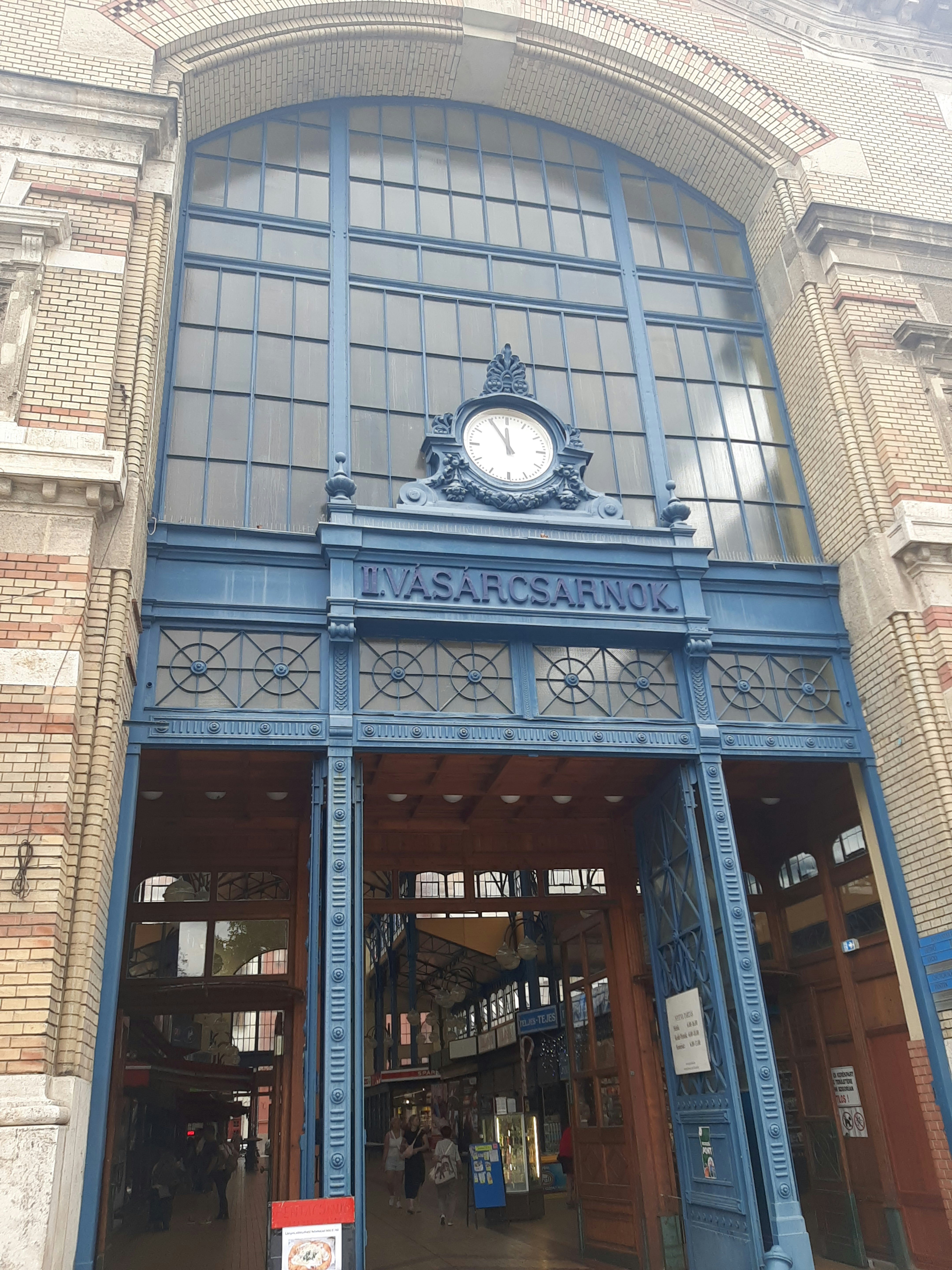 Player photo from Sweet Tastes of Budapest's Golden Age walking tour in Budapest