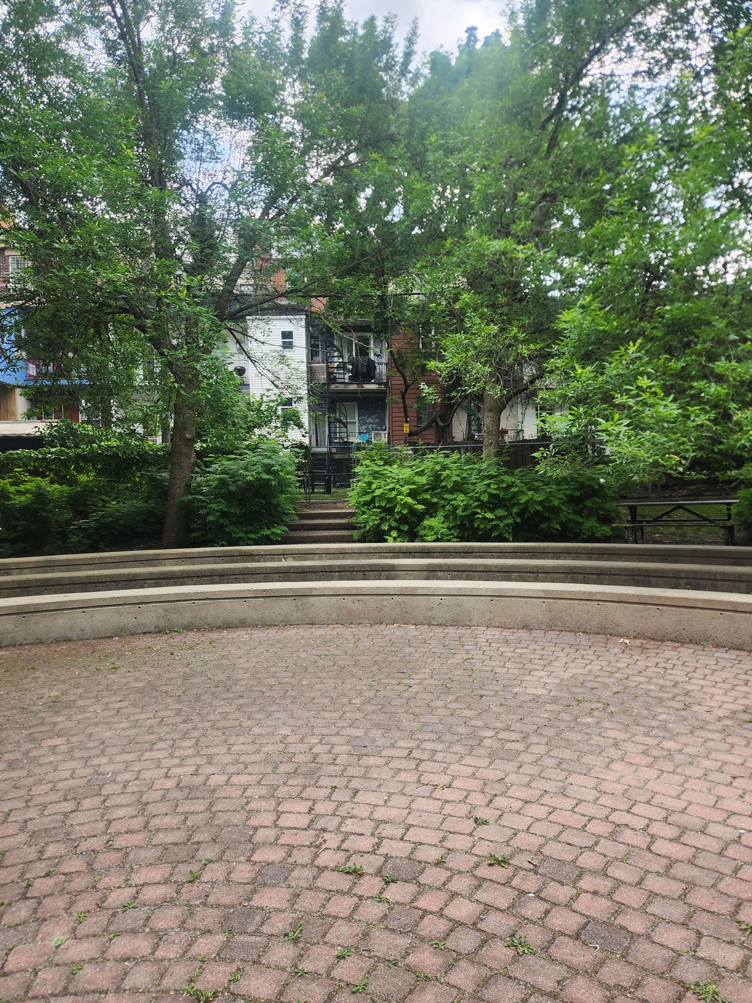 Foto de jugador en Misterio de asesinato: Resuelve el caso en Le Plateau-Mont-Royal Montreal