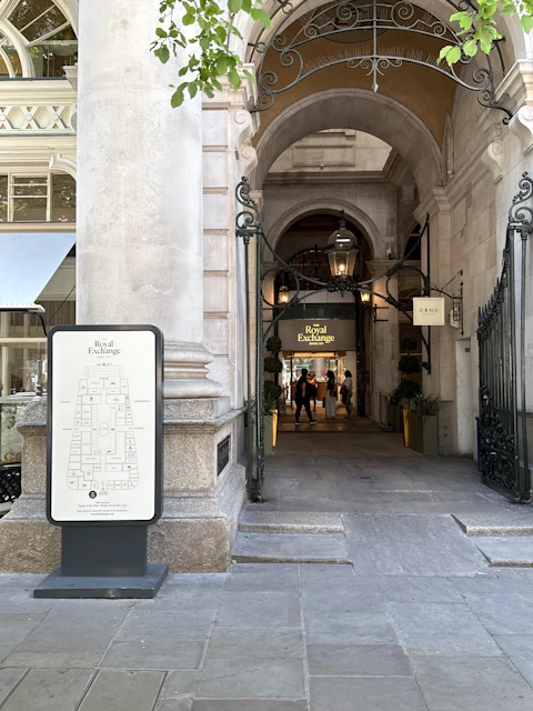 Spelersfoto van The Lost Gold of London