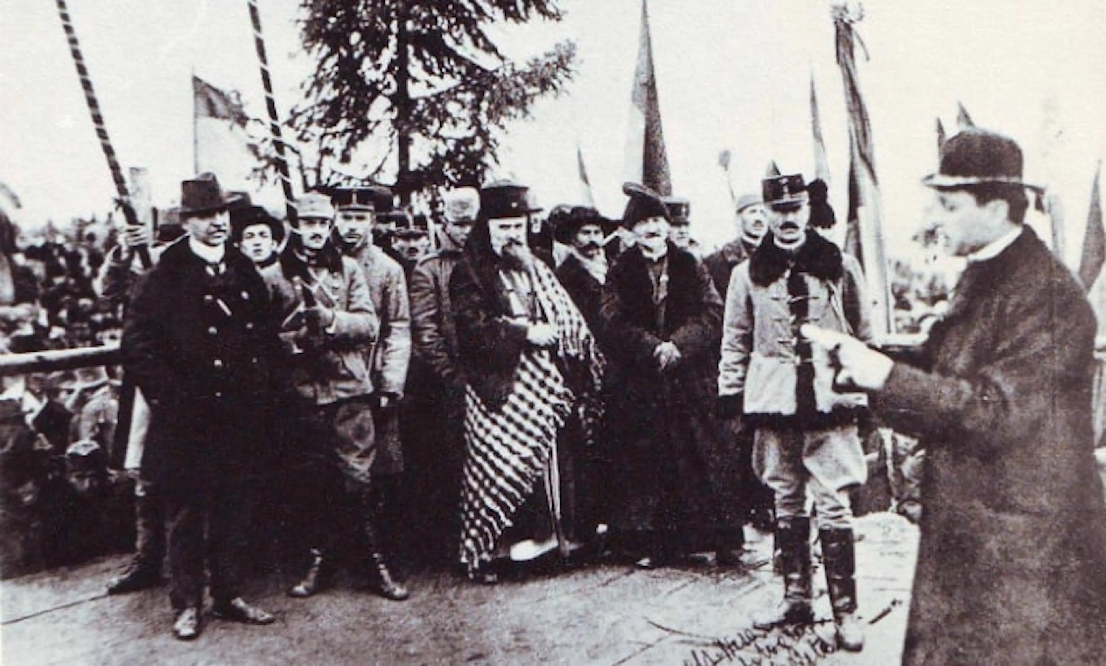 Fii Fotograful Unirii la Alba-Iulia image 1