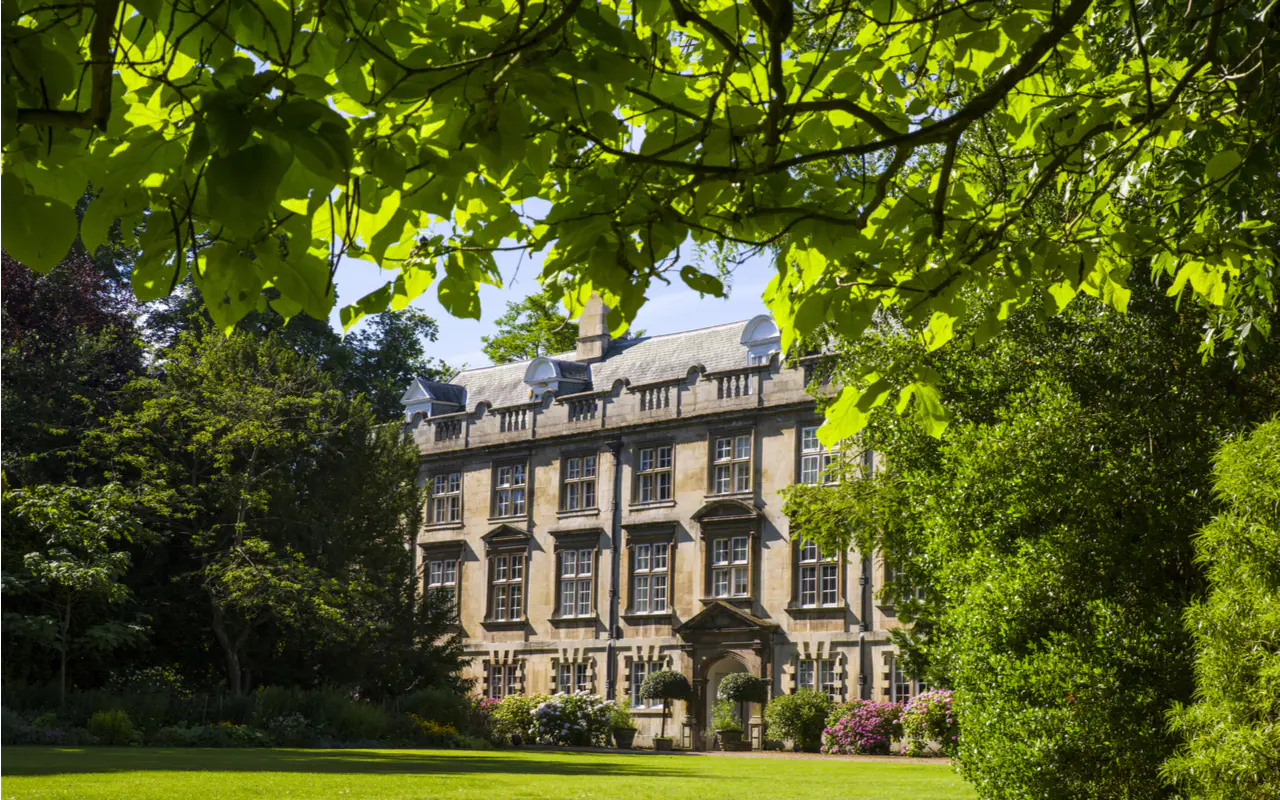 Highlights of Cambridge: Scholars & Secret Societies image 1