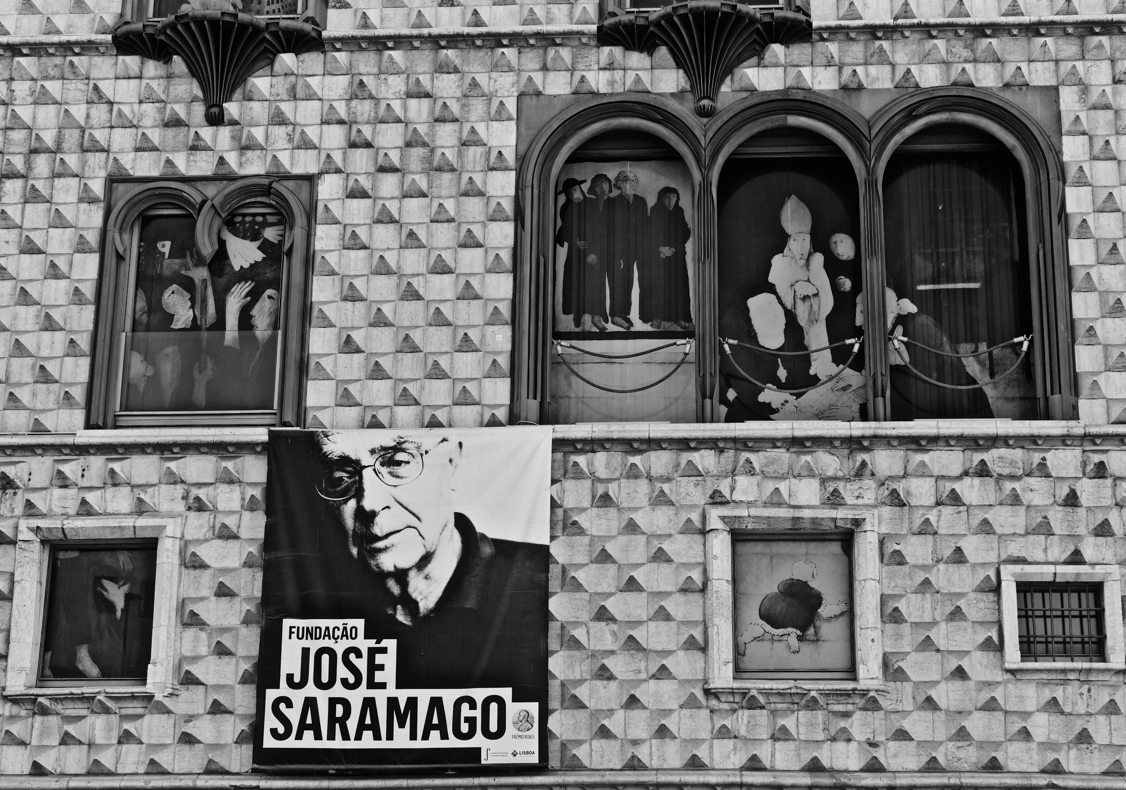 Casa dos Bicos / José Saramago Foundation
