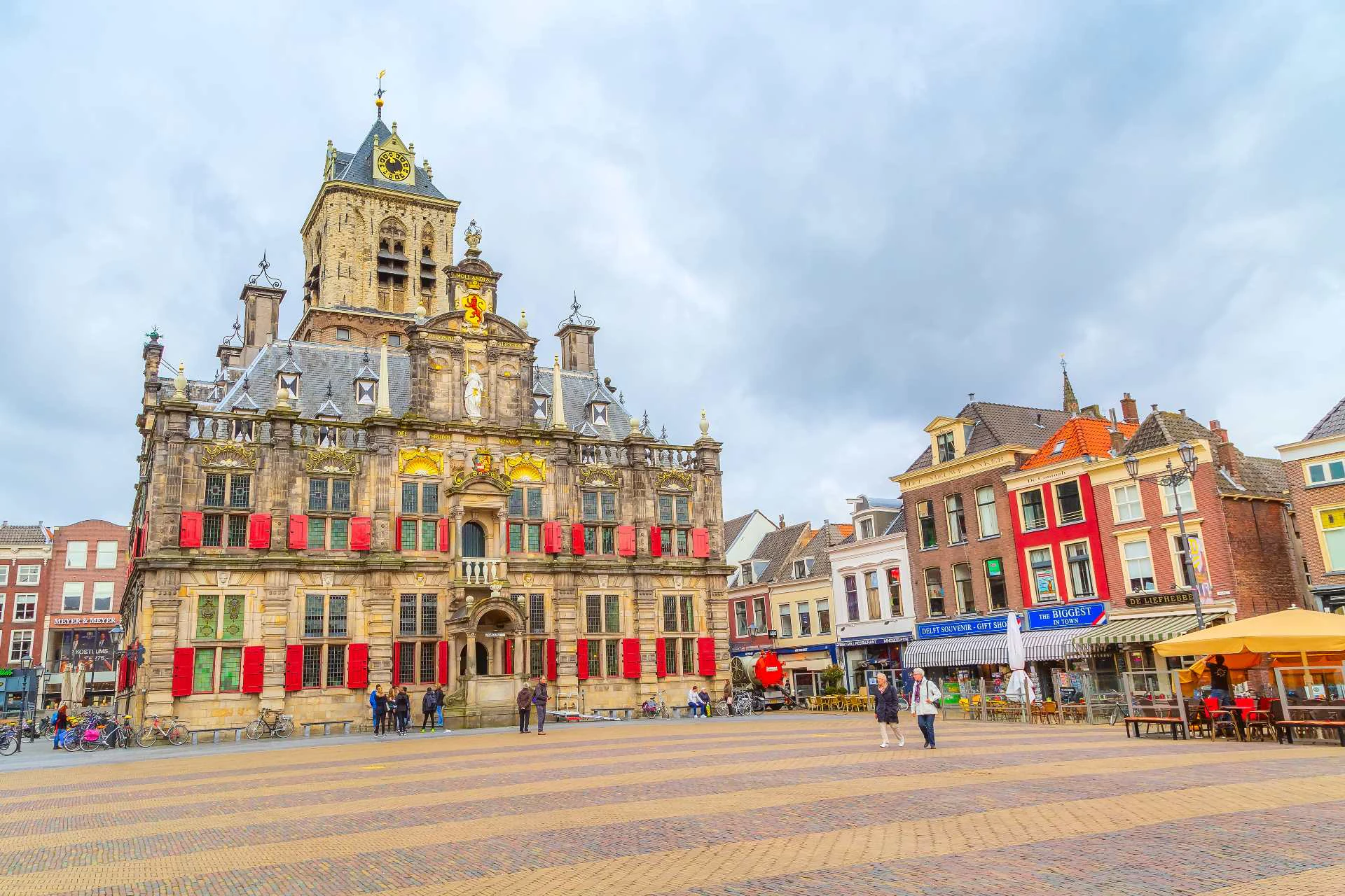 Highlights of Delft: The Blue's Clues