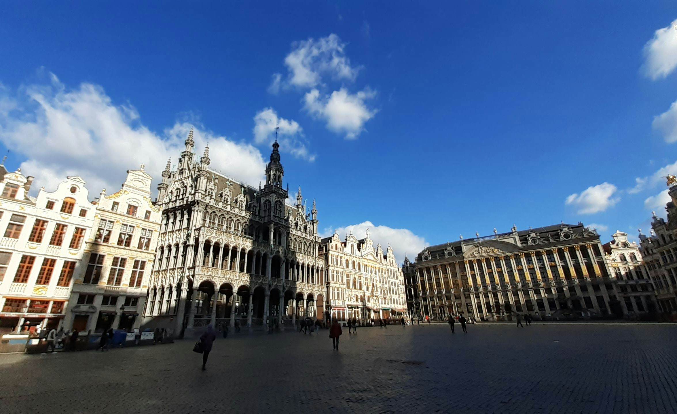 Historical Brussels: The Origins of the City image