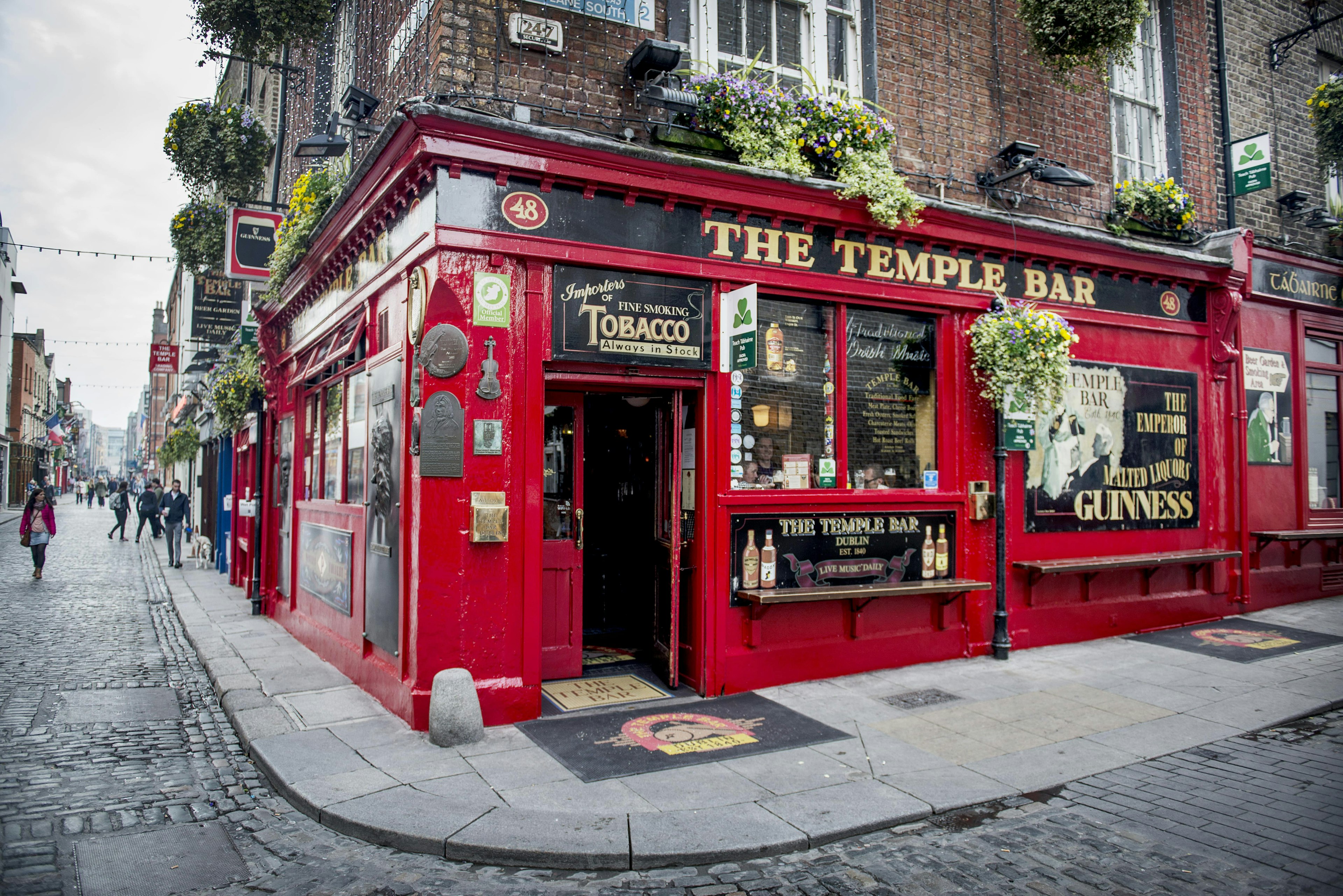 Old Town Dublin: Famous Pubs