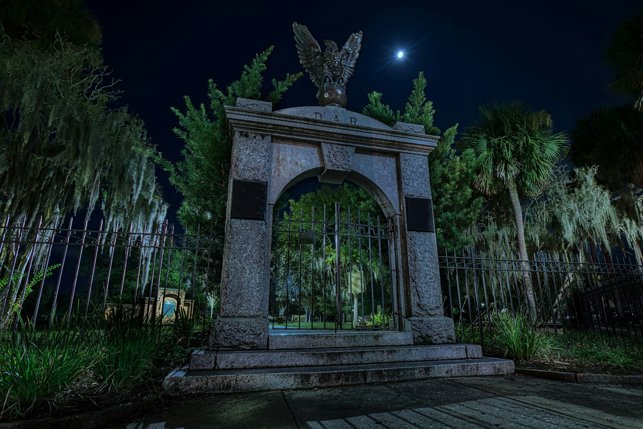 Ghosts of Savannah: Haunted City
