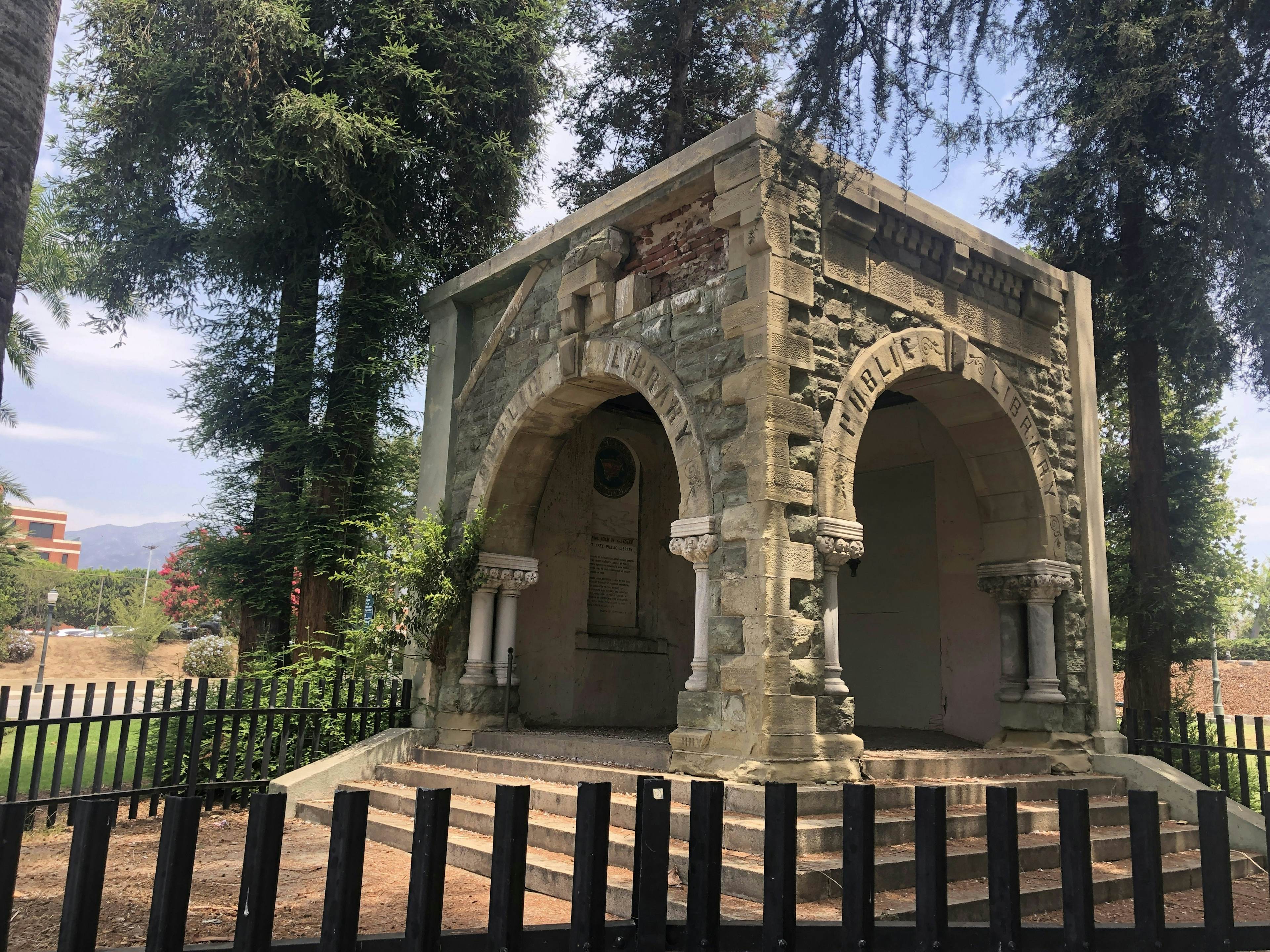 Memorial Park (Public Library Remains)