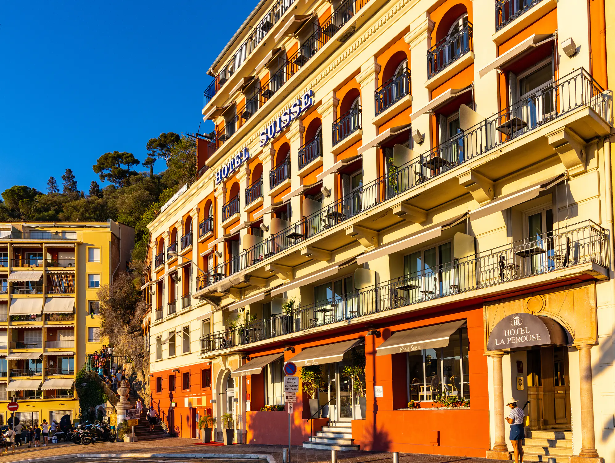 Raiders of the lost city in Nice image 1