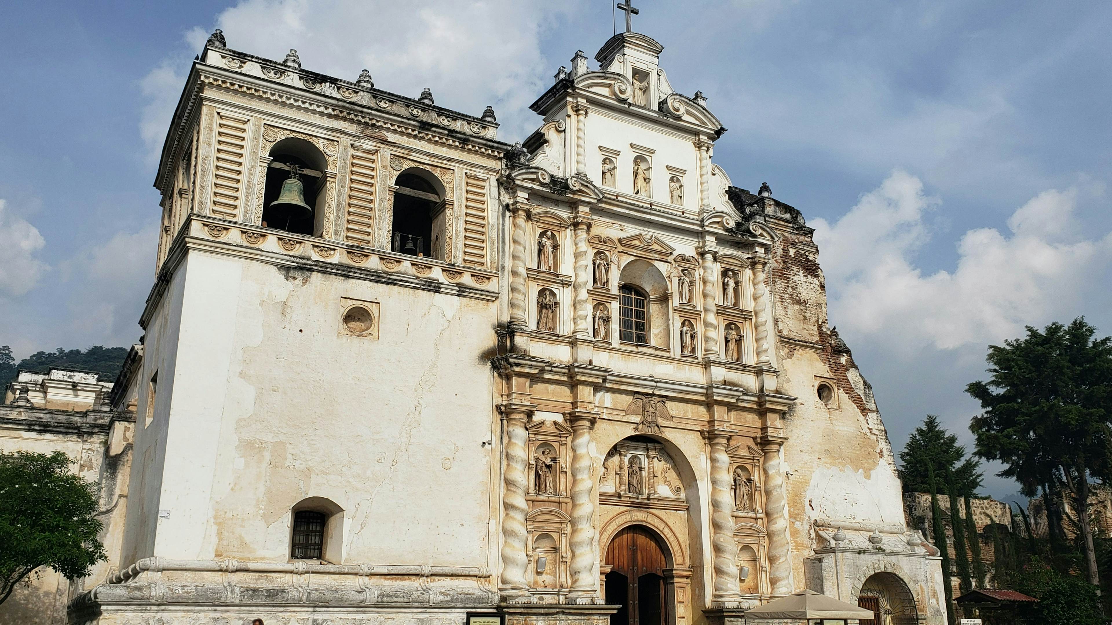 San Francisco el Grande & Iglesia del Hermano Pedro de Antigua