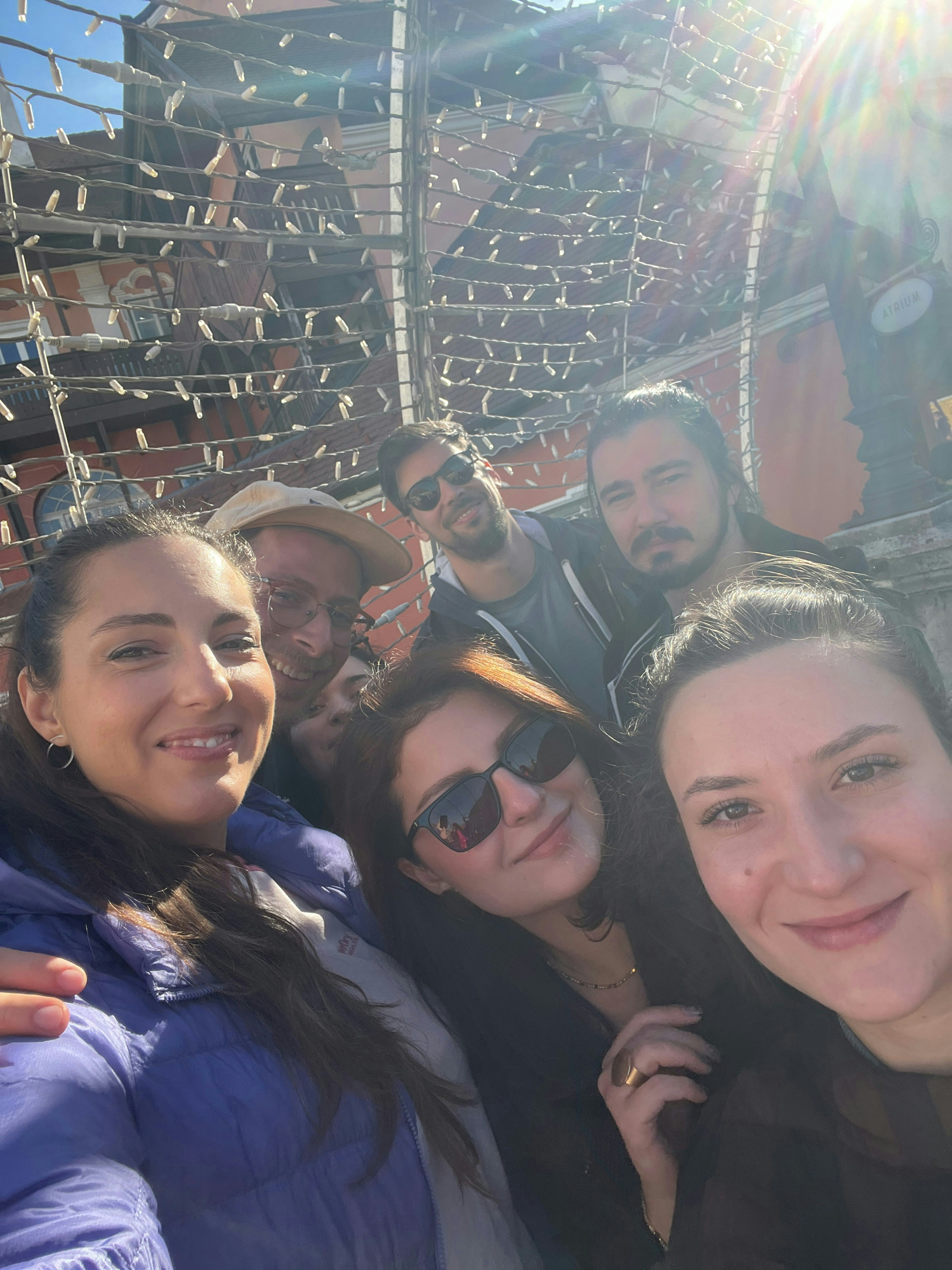 Misterul din Umbre: Moartea Bellei Wanderlust în Sibiu image 2