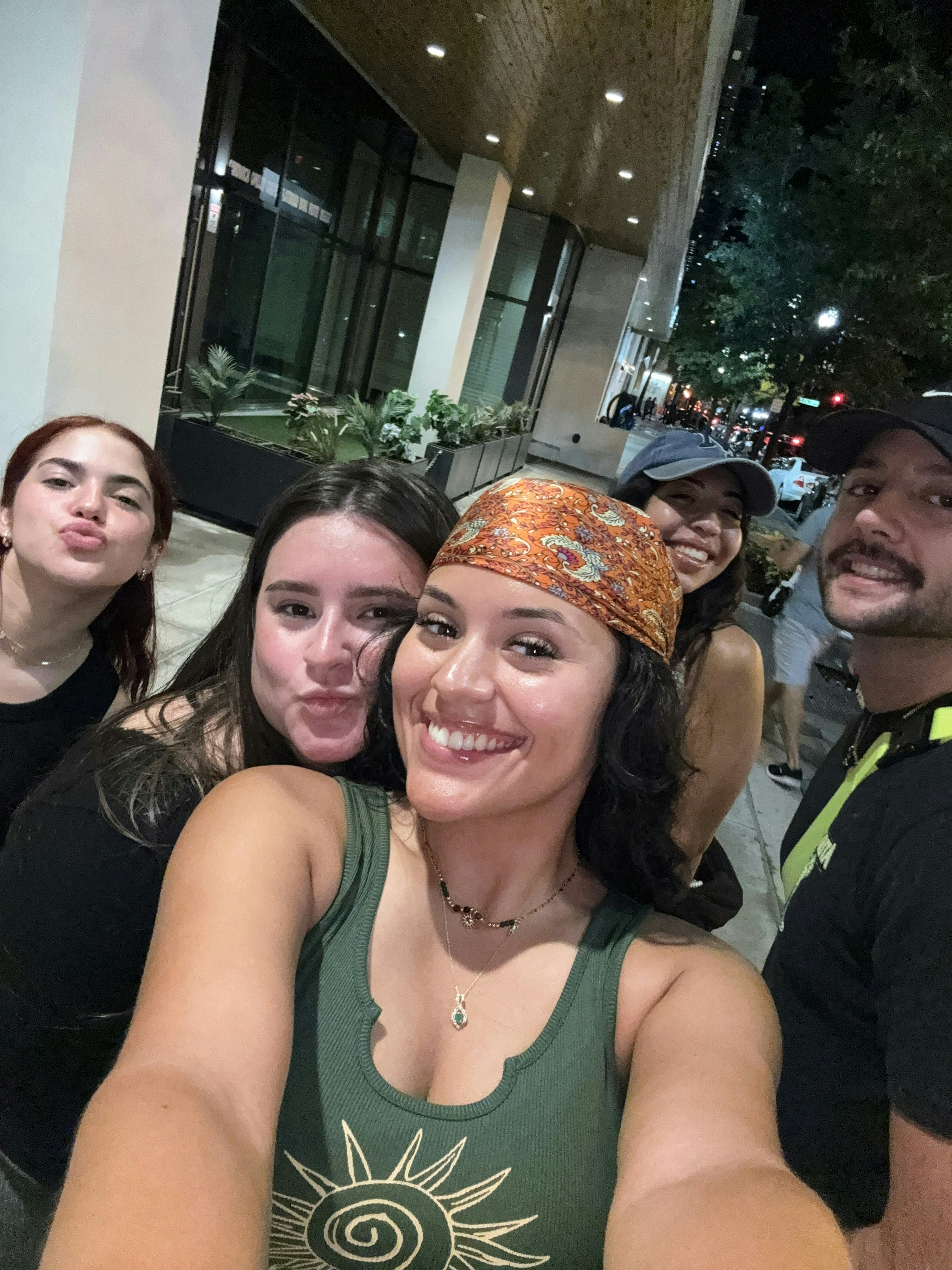 Murder Mystery: Solve the case in Orlando third image