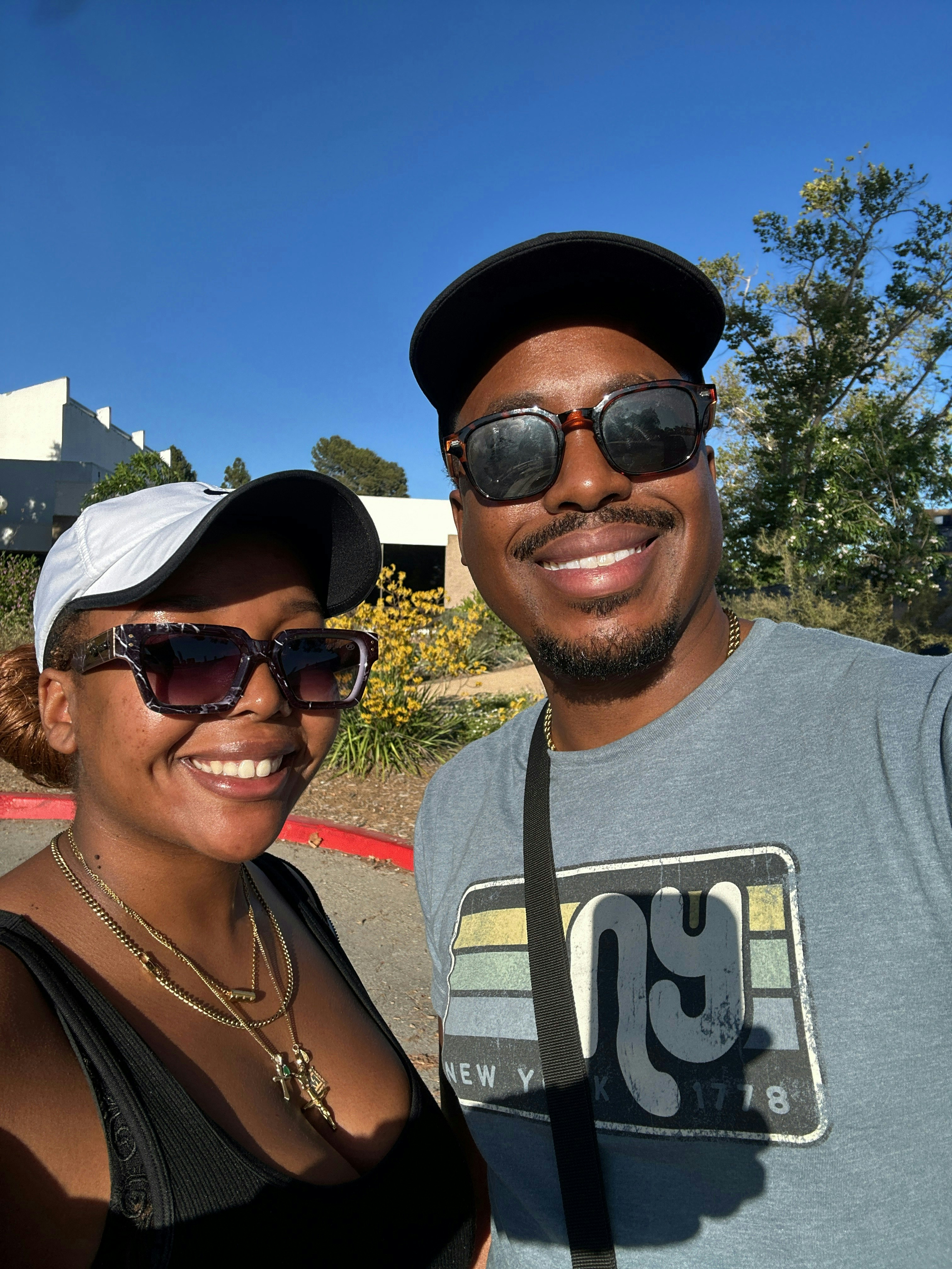 Murder Mystery: Solve the case in Garden Grove image 2