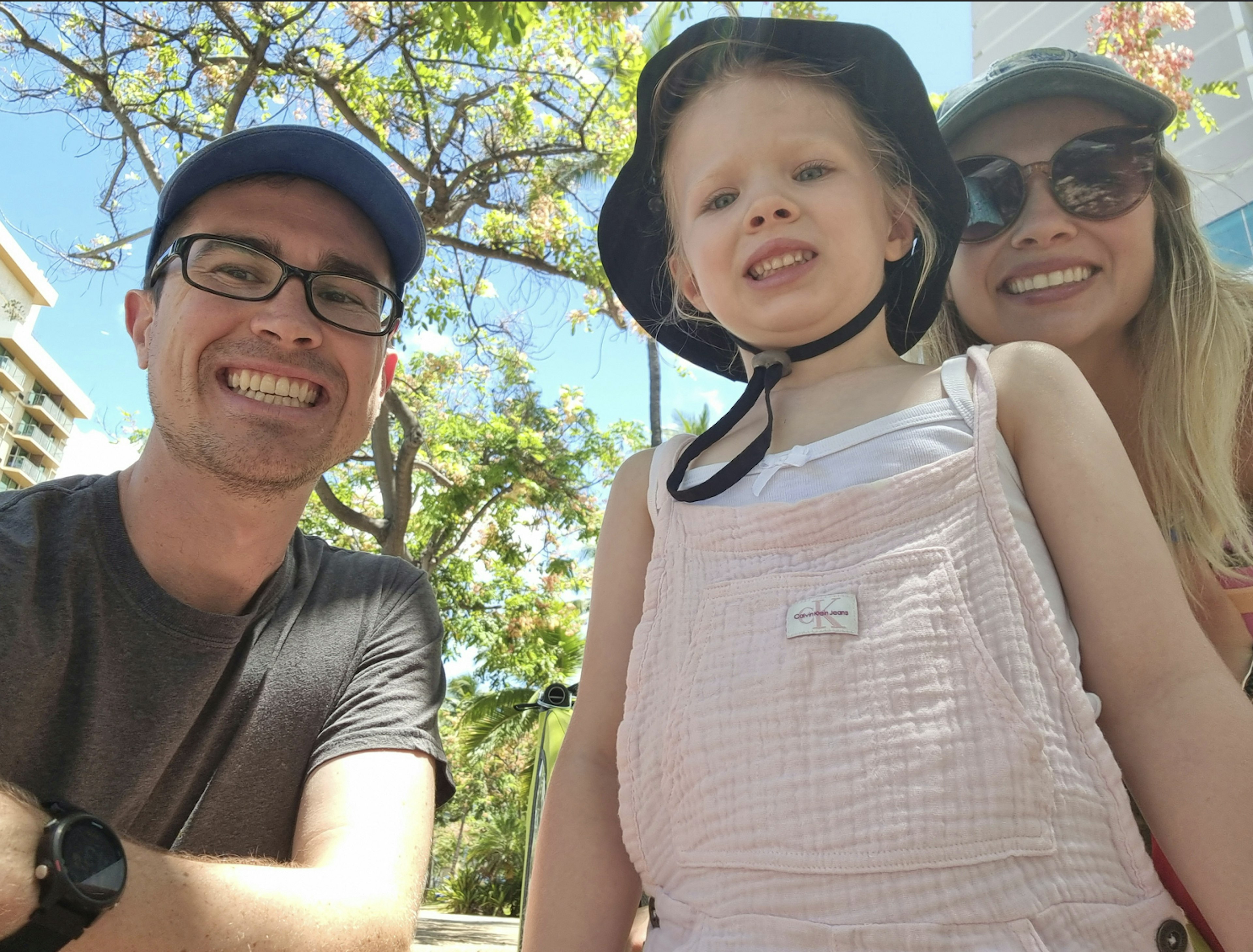 Kid Quest: Solve the case of the lost senses in Honolulu second image