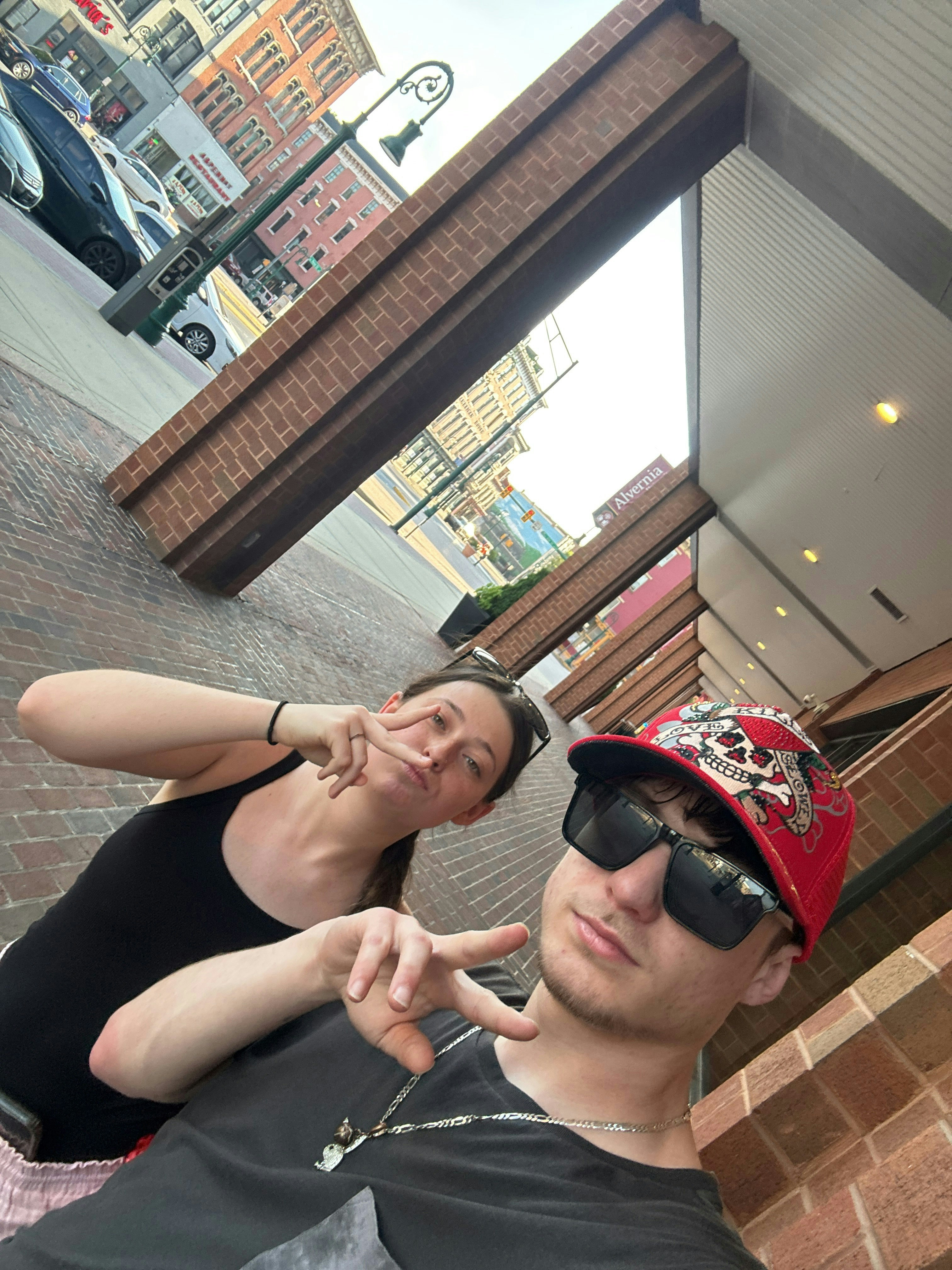 Murder Mystery: Solve the case in Reading image 2