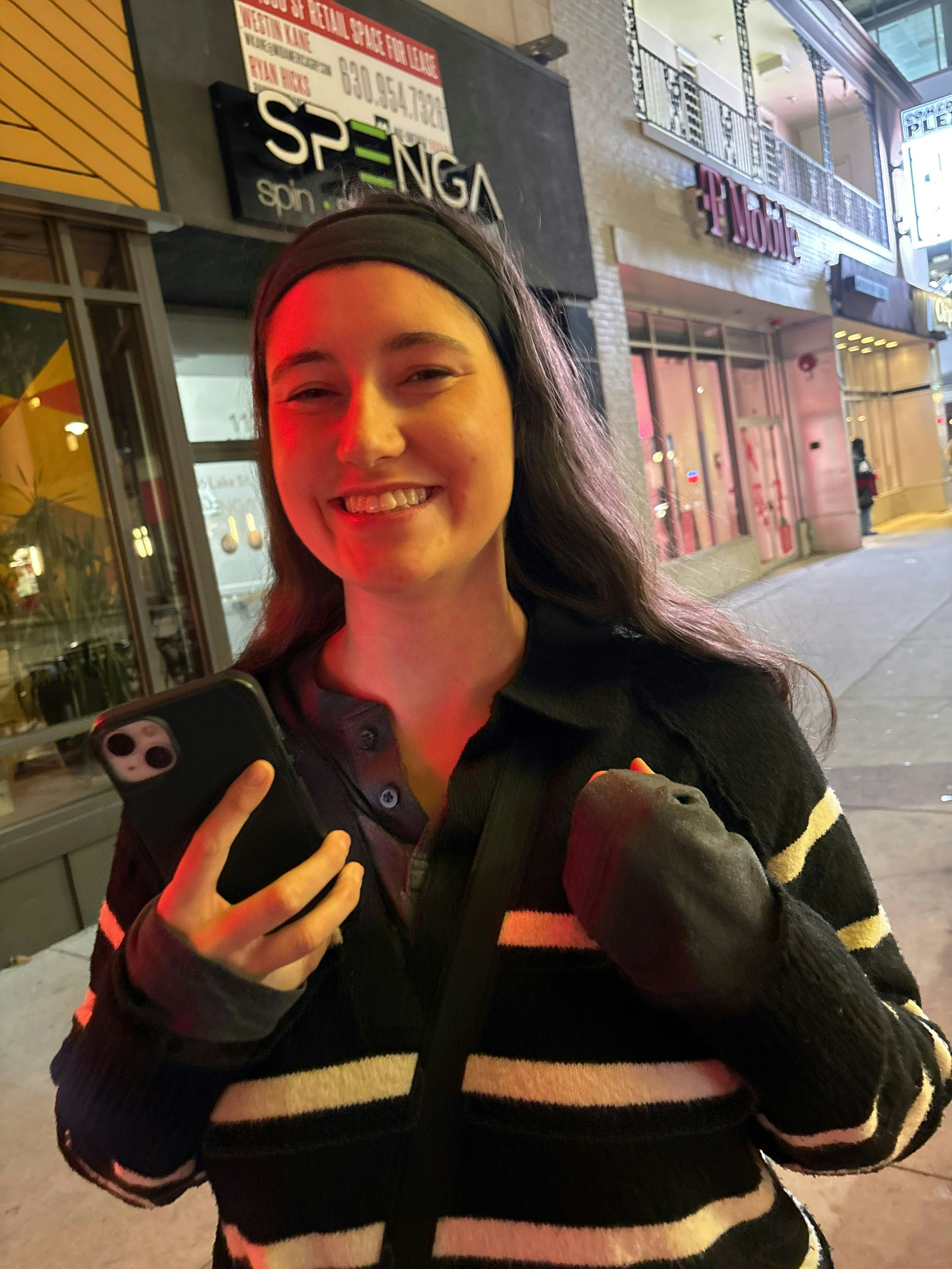 Murder Mystery: Solve the case in Oak Park image 2