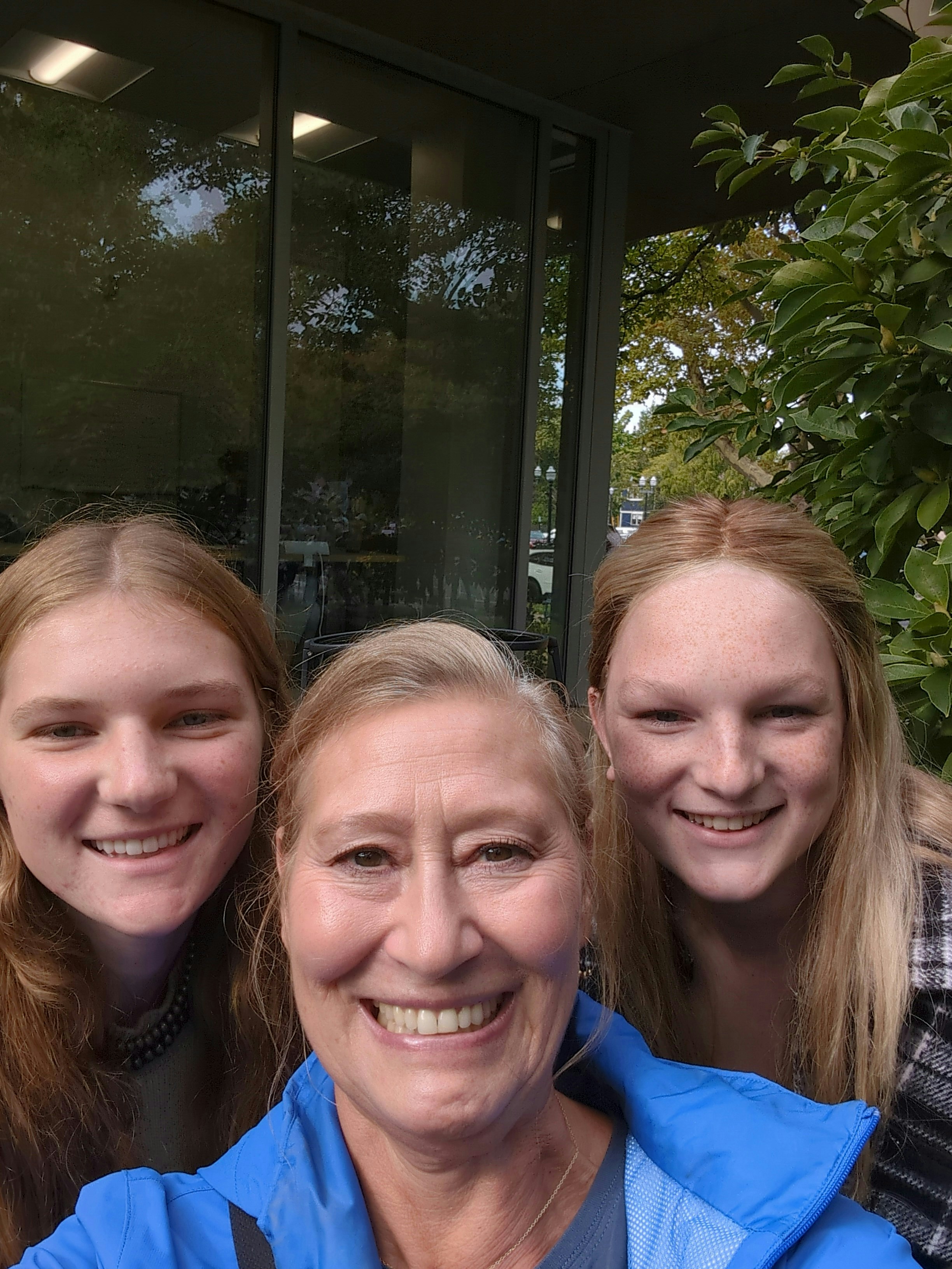 Murder Mystery: Solve the case in Holland image 2