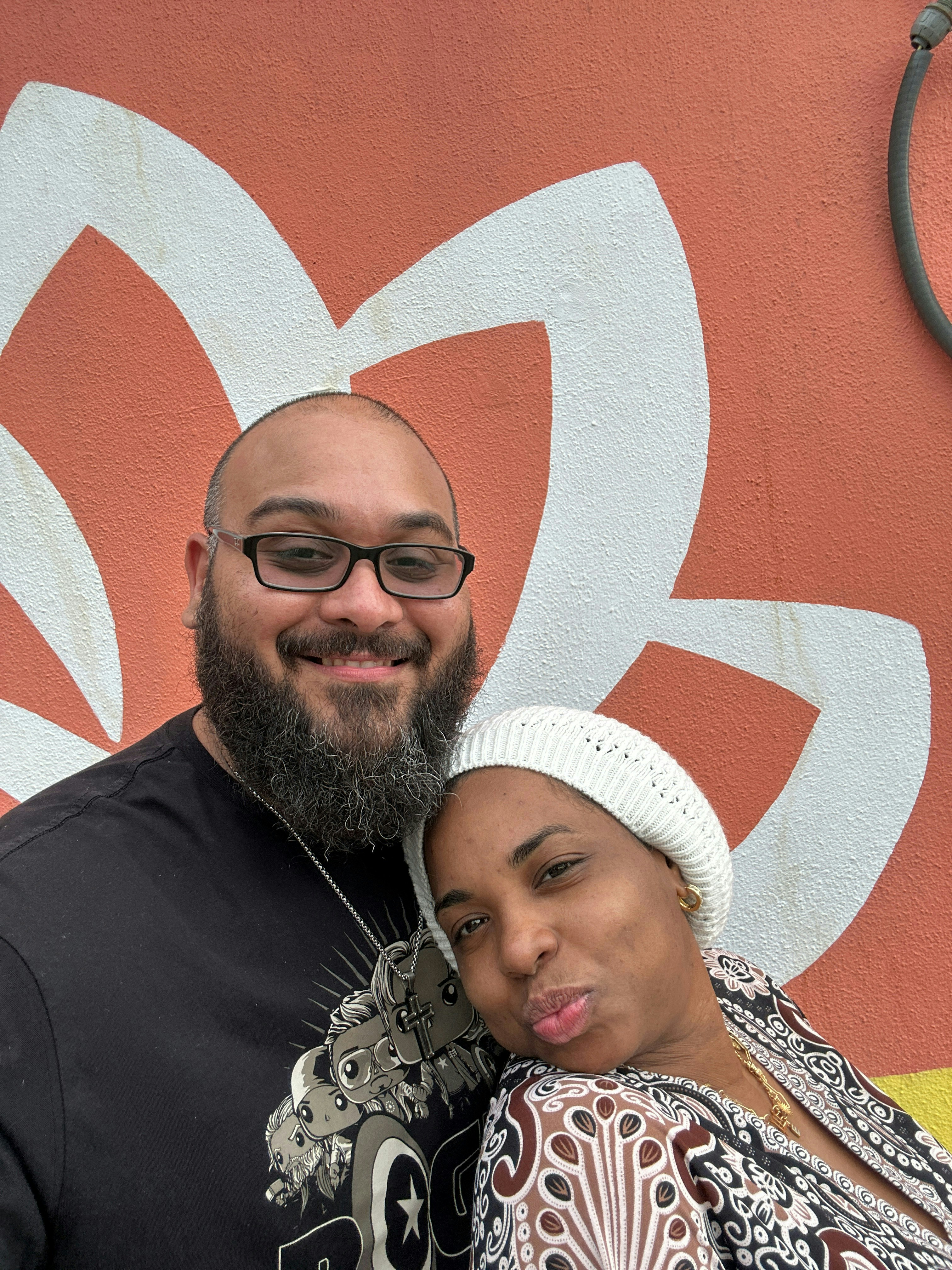 Sarasota Detective Mystery: Infiltrate a Secret Society! image 2