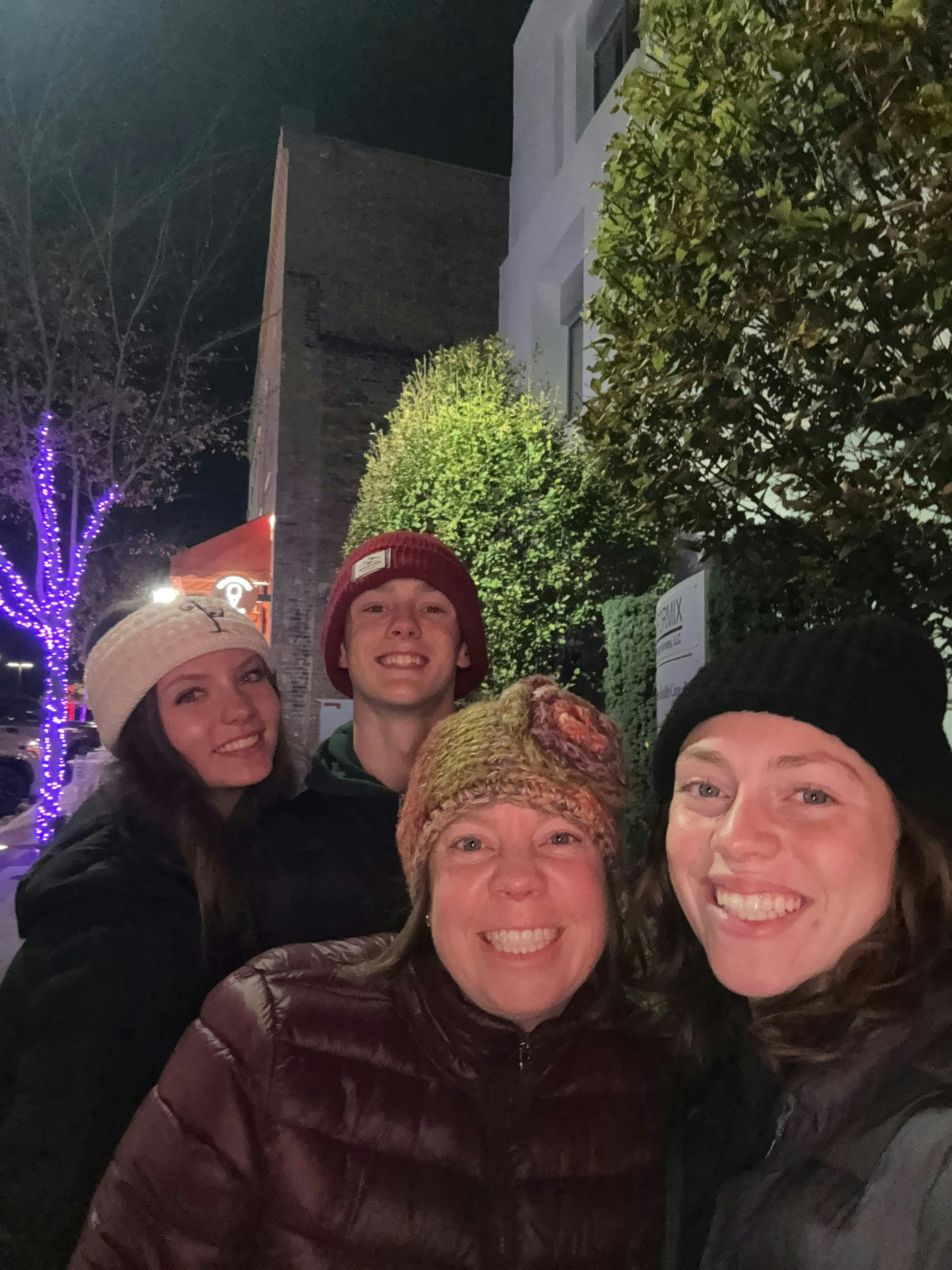 Murder Mystery: Solve the case in Rogers image 2