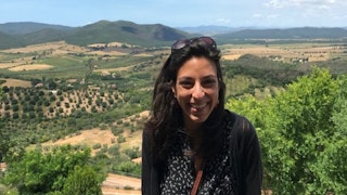 Julie Tourist Guide, quest creator on Questo